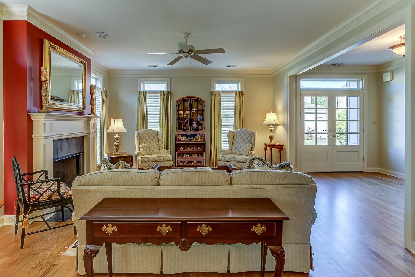 1429 WOLF BEND RD