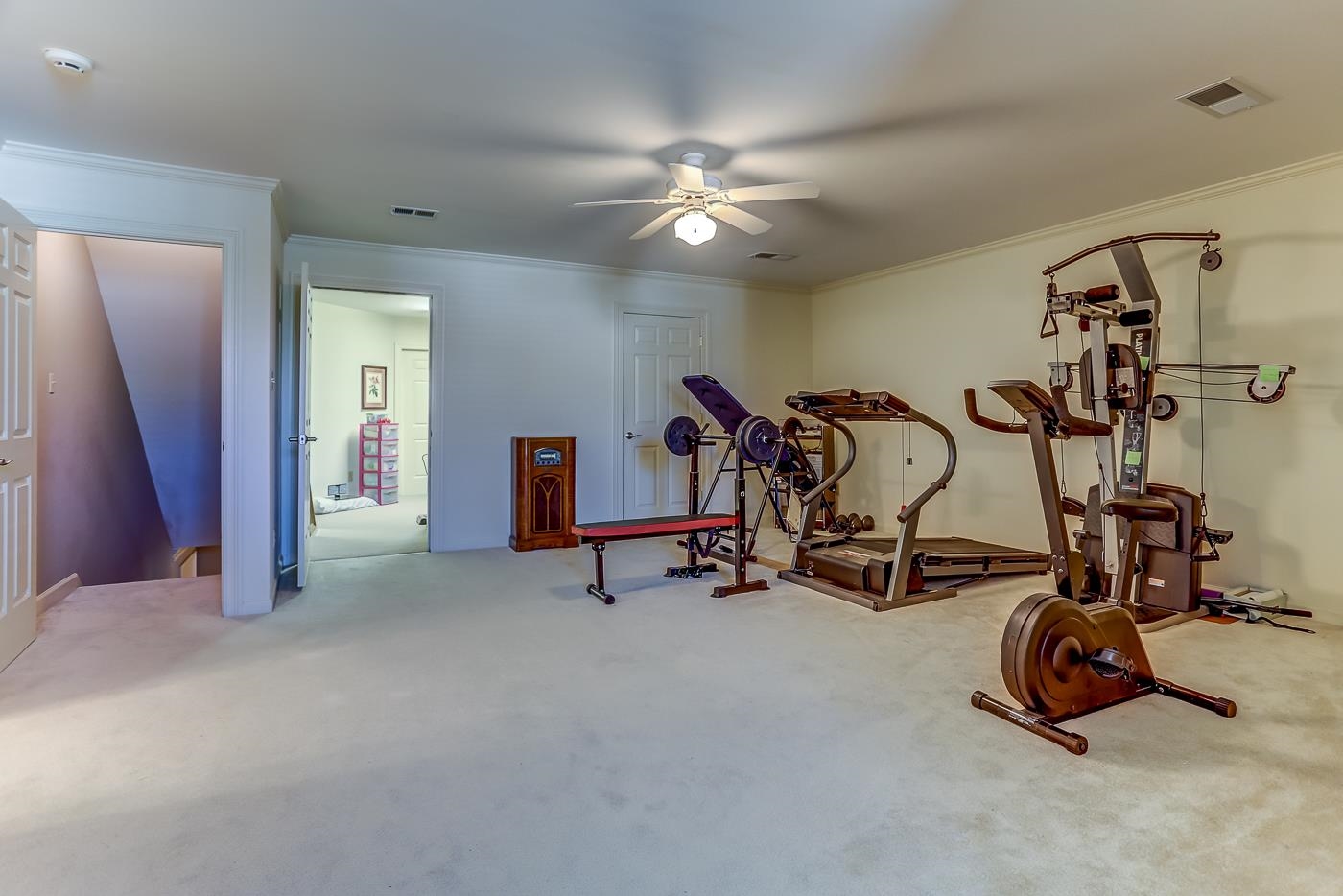 1429 WOLF BEND RD