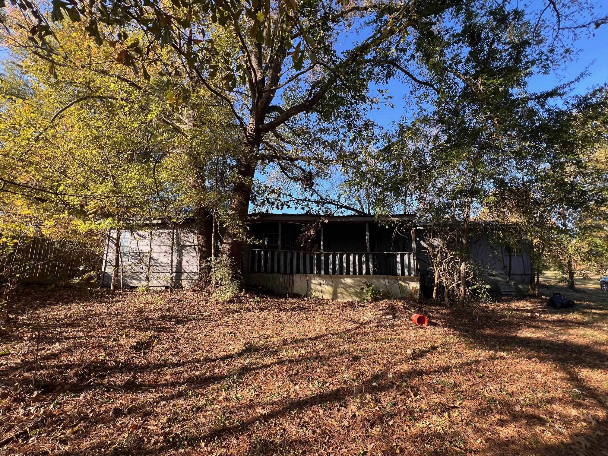 1820 INDIAN CREEK RD