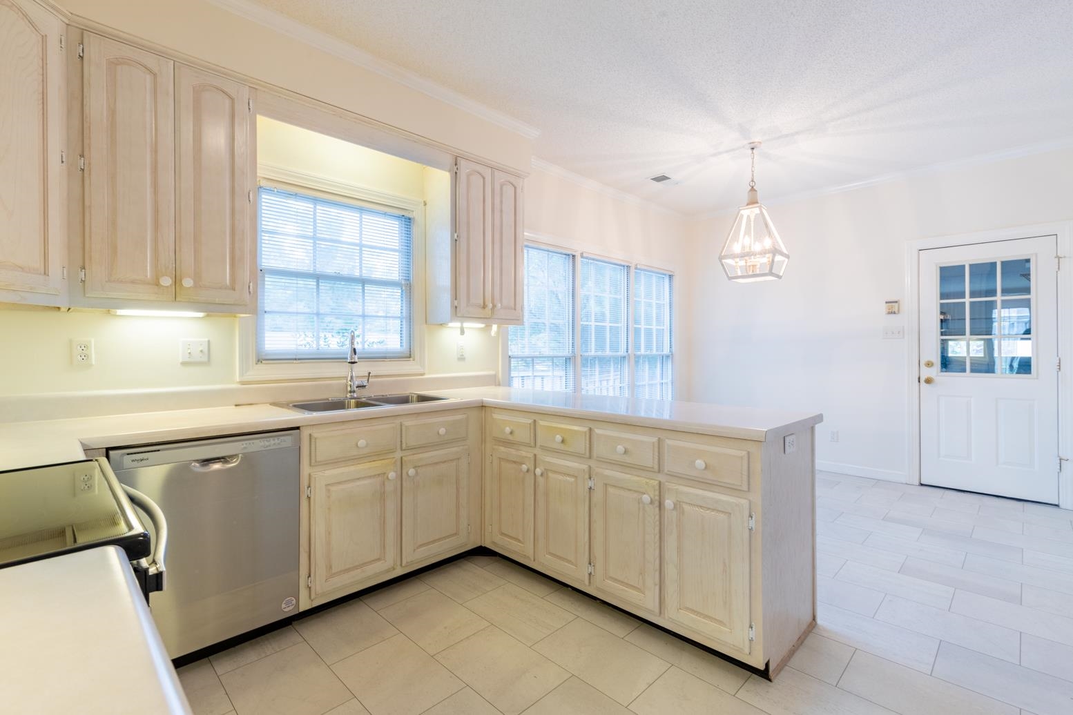 5359 S PAVILION GREEN DR