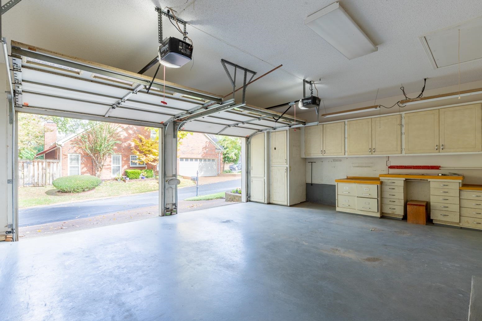 5359 S PAVILION GREEN DR