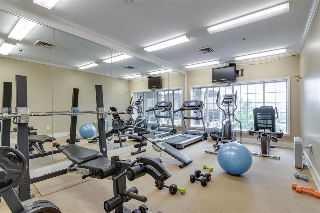 665 TENNESSEE ST Unit: 403