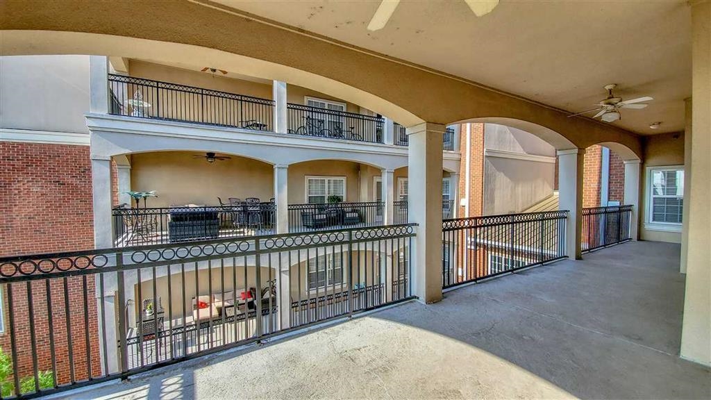 665 TENNESSEE ST Unit: 403