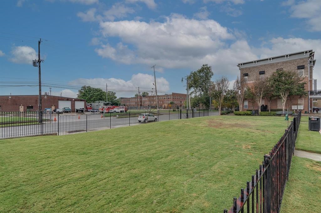 665 TENNESSEE ST Unit: 403