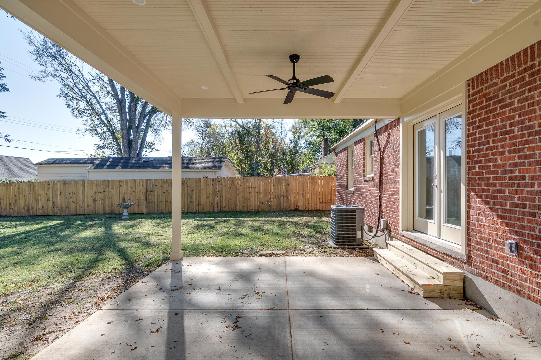 678 MOSS RD