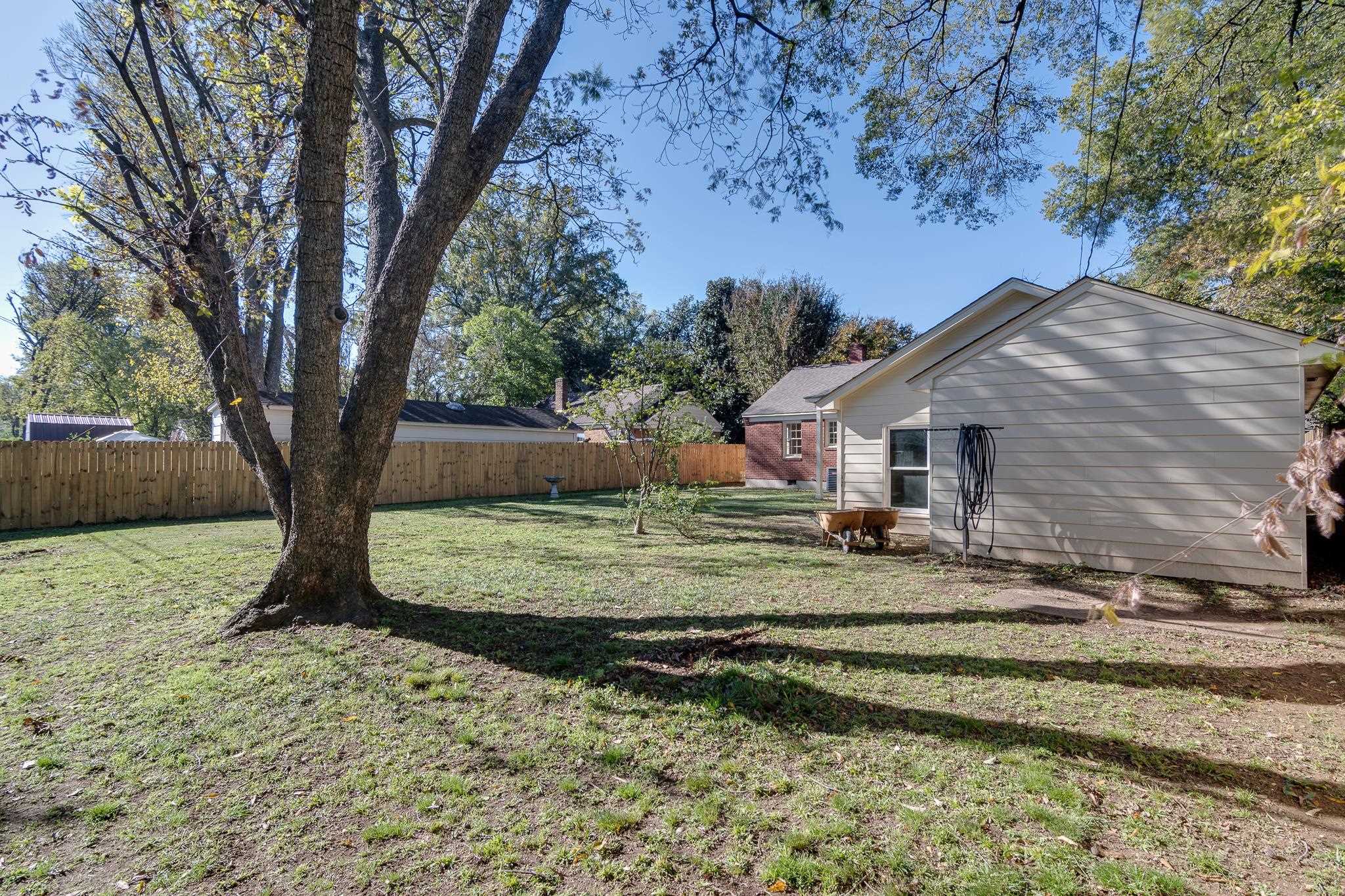 678 MOSS RD