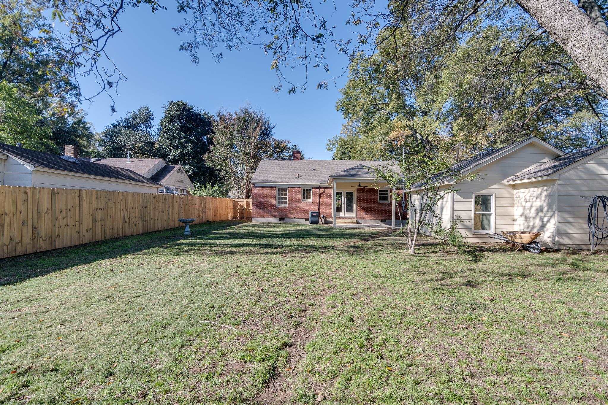 678 MOSS RD