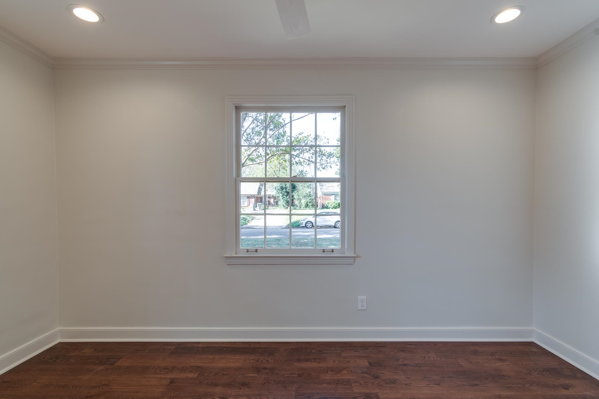 678 MOSS RD