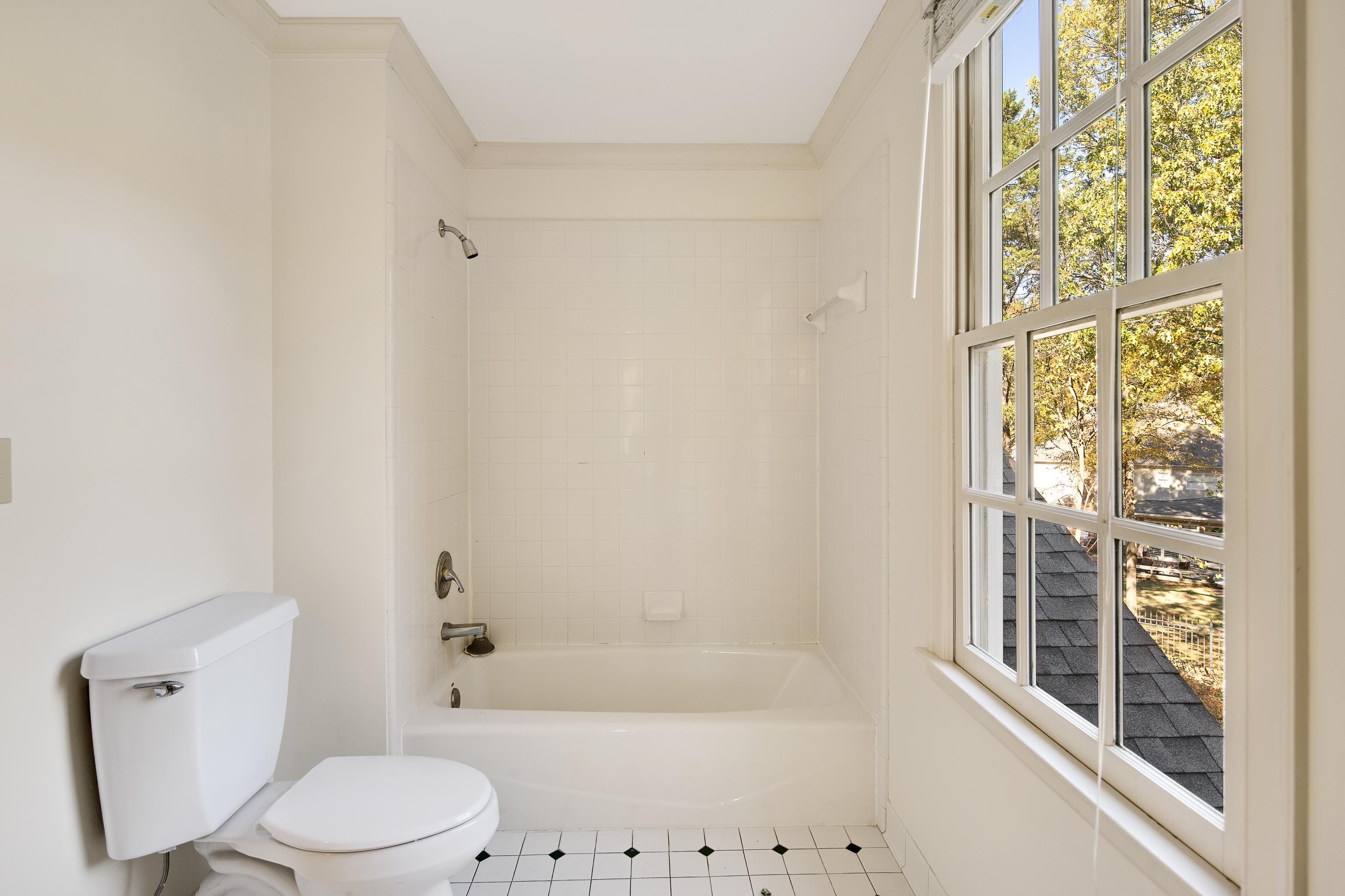 1765 CHAPEL CREEK CV