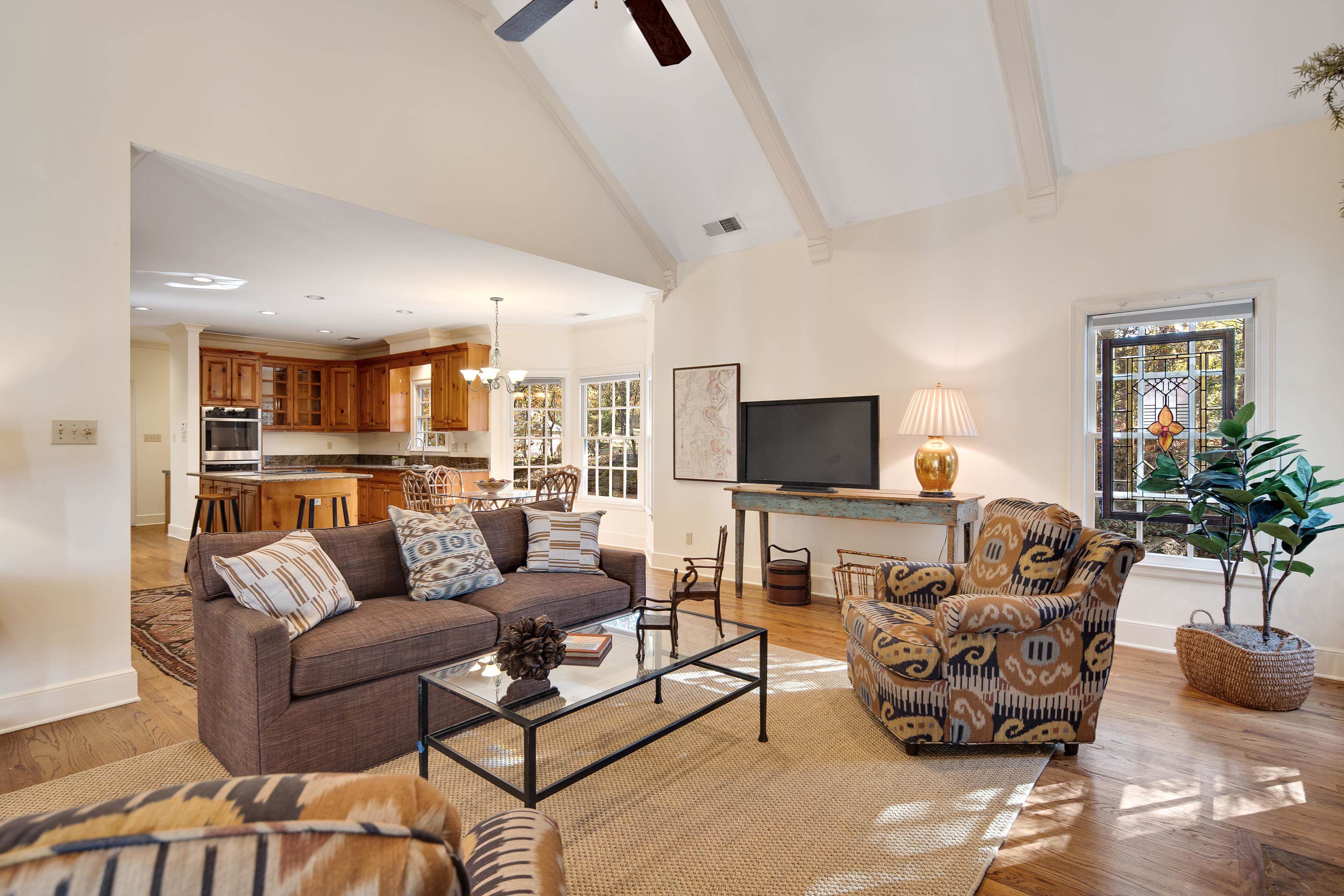 1765 CHAPEL CREEK CV