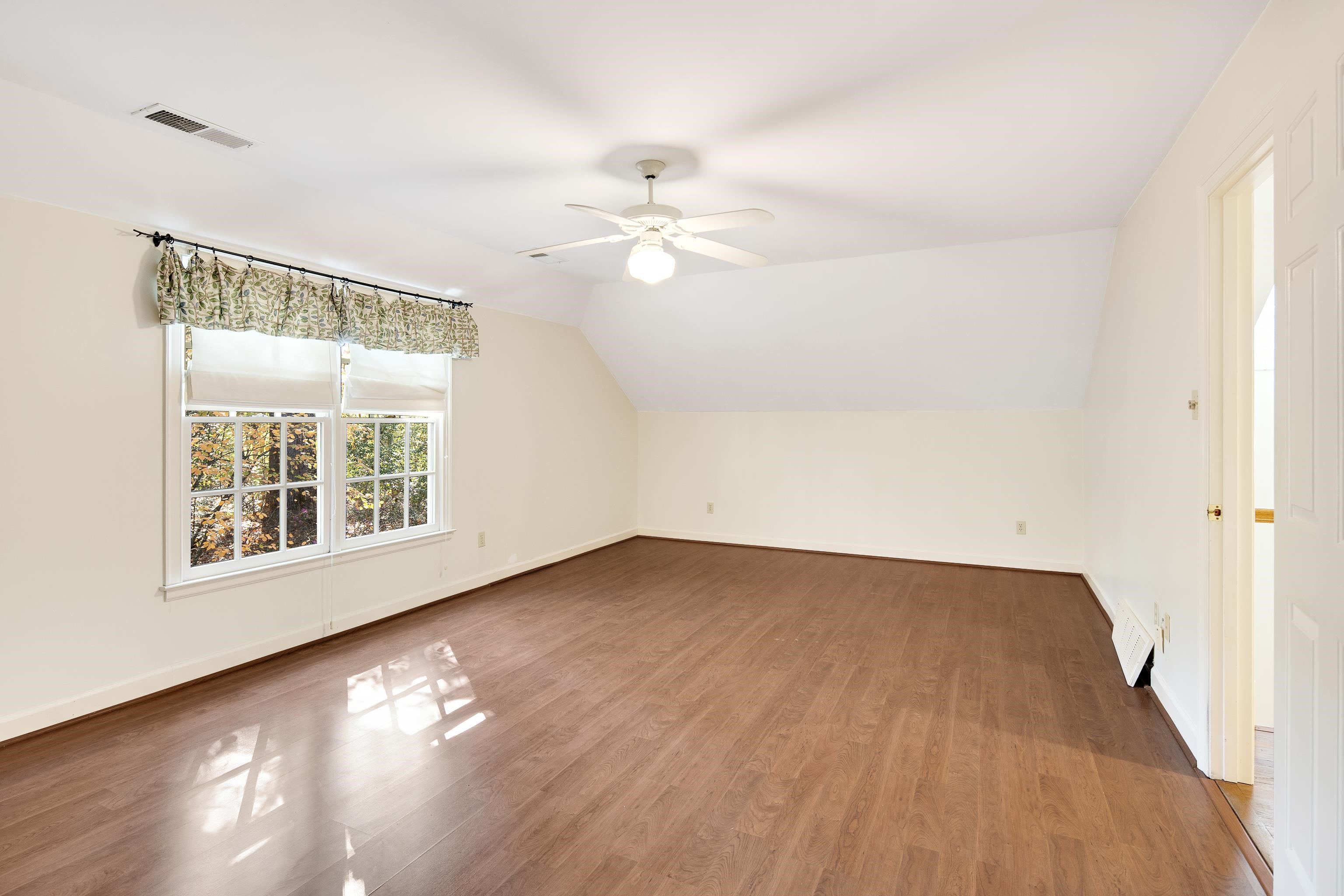 1765 CHAPEL CREEK CV