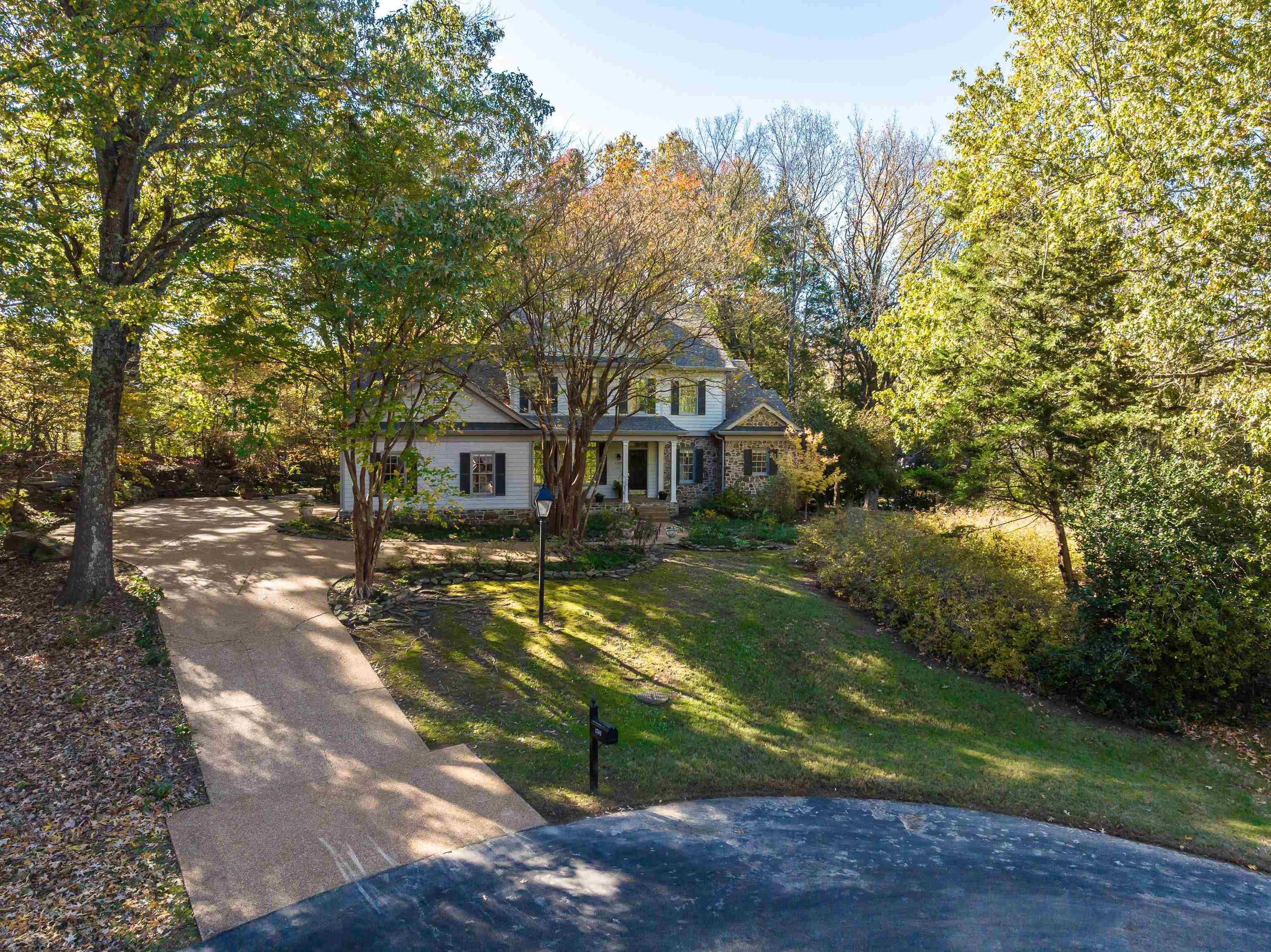 1765 CHAPEL CREEK CV