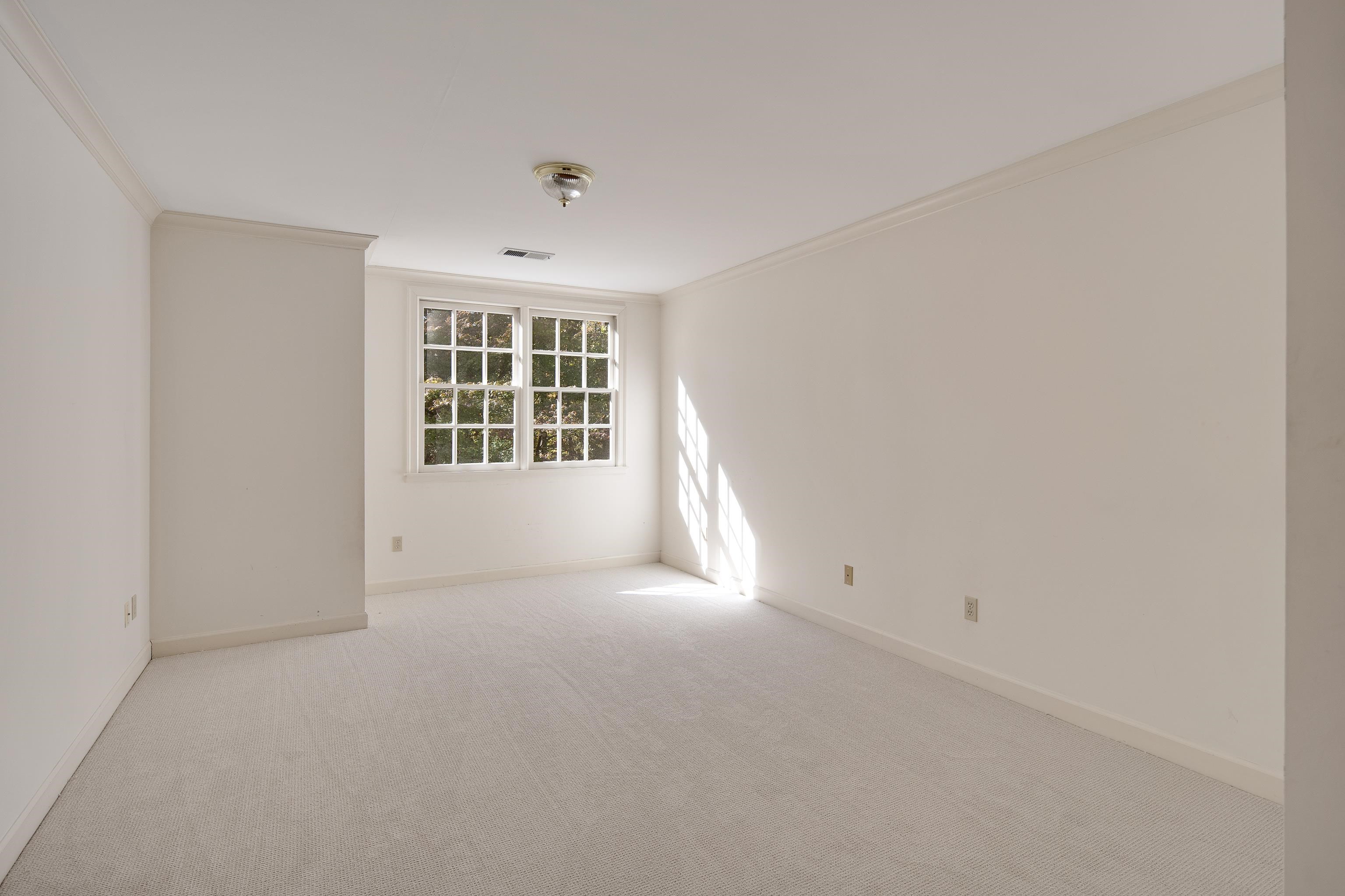 1765 CHAPEL CREEK CV