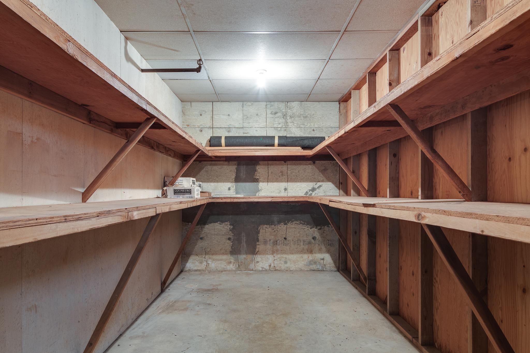 3170 SOUTHERN AVE Unit: 1E