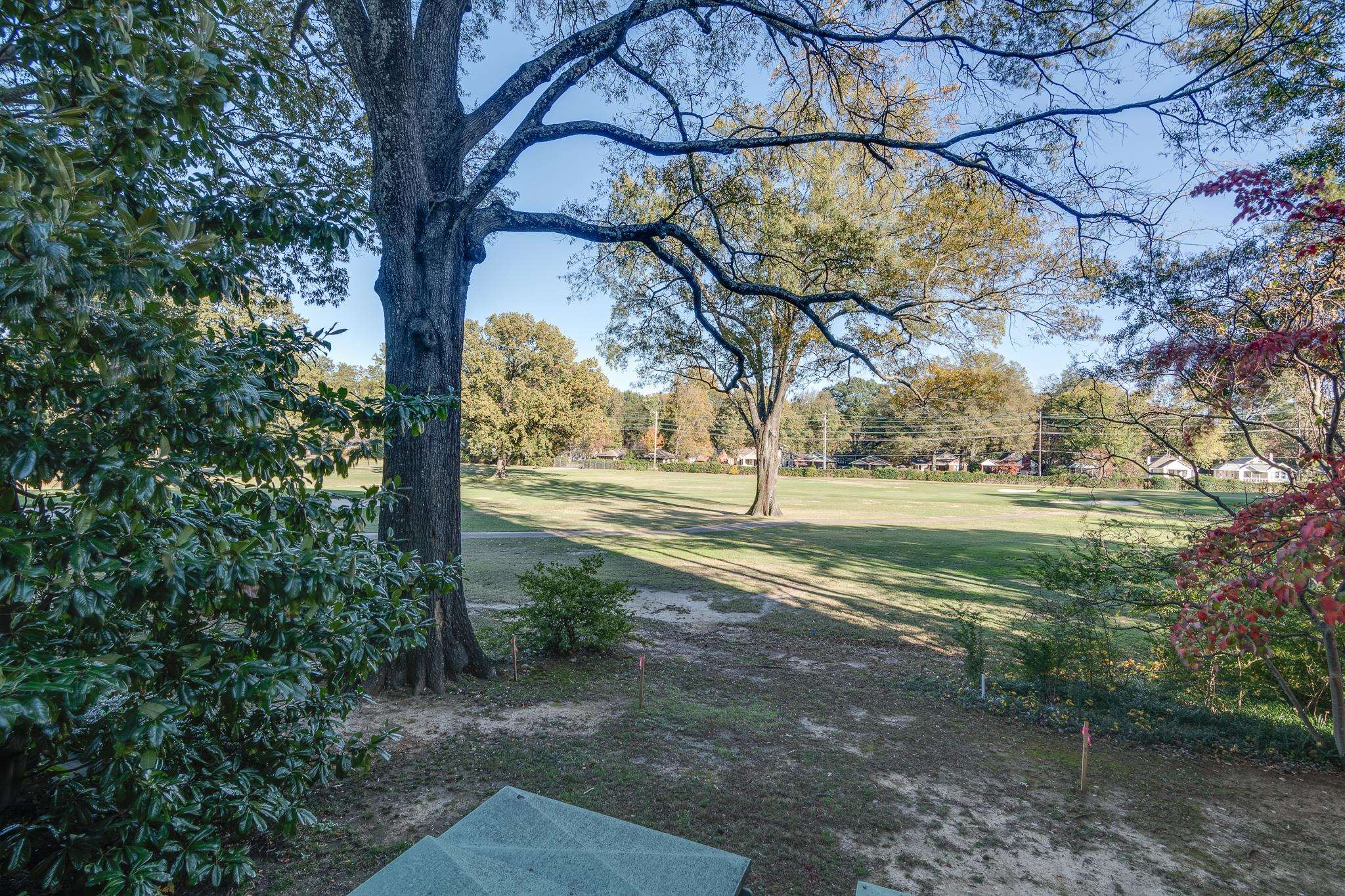 3170 SOUTHERN AVE Unit: 1E