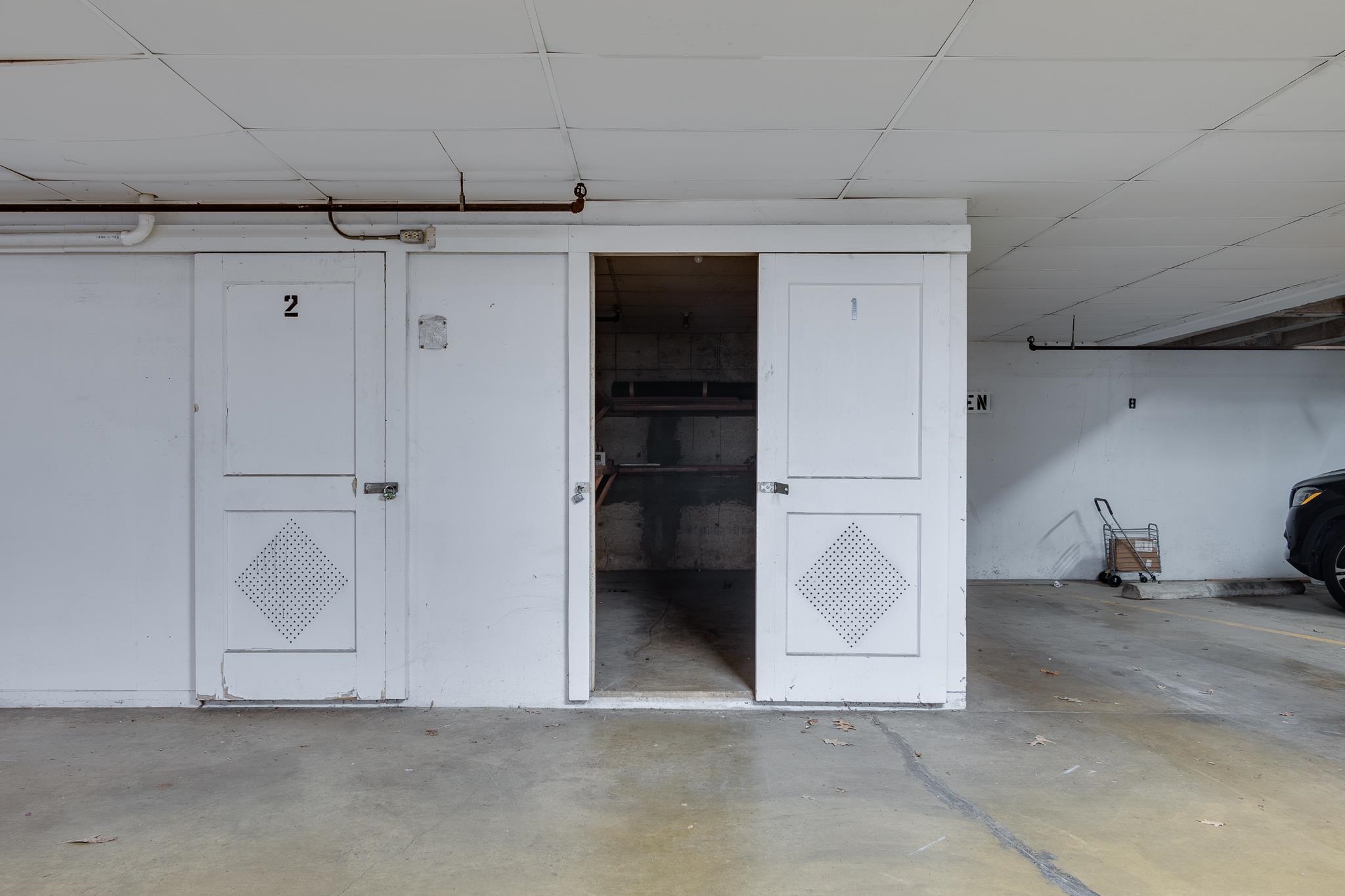 3170 SOUTHERN AVE Unit: 1E
