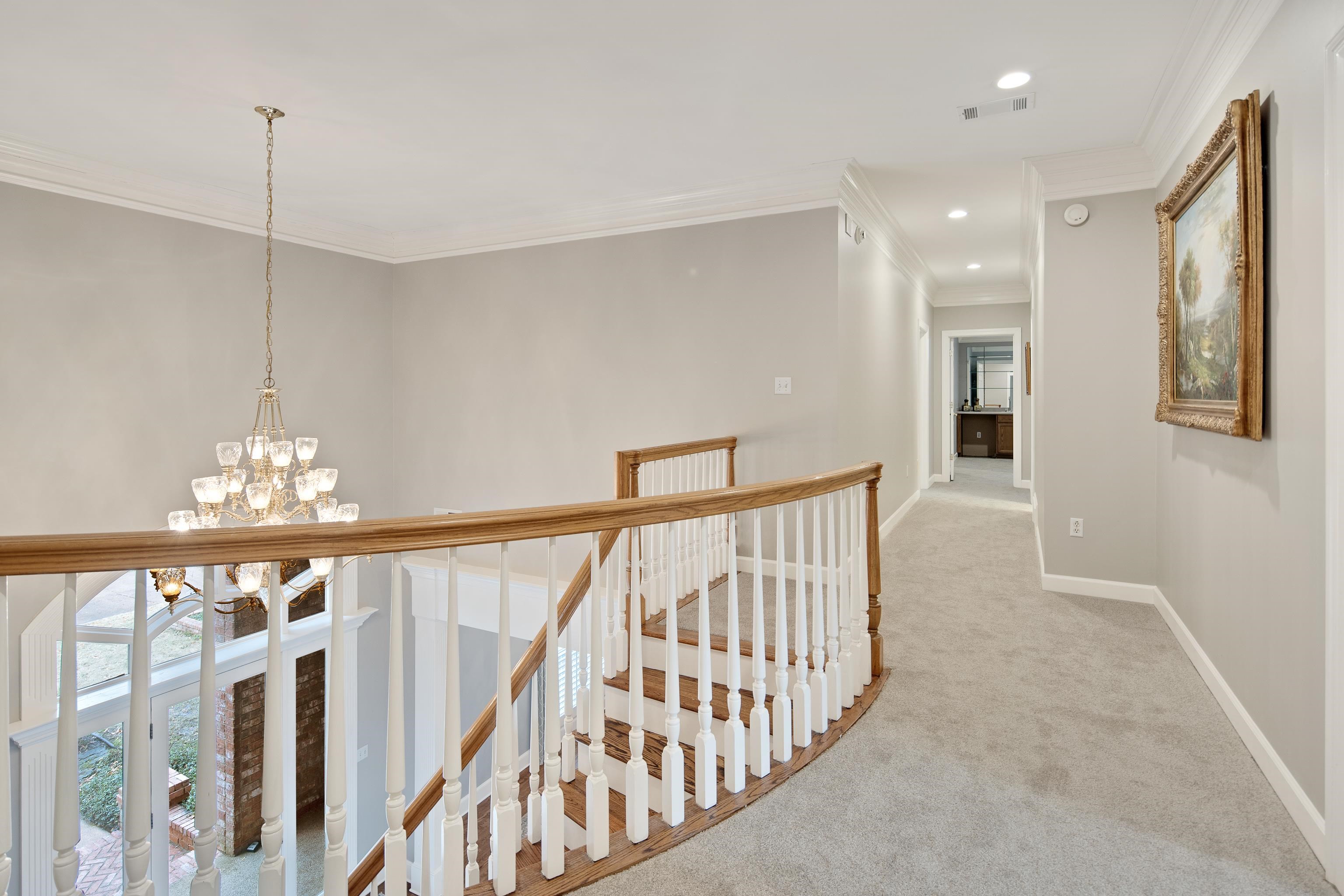 9279 INGLESIDE FARM RD S