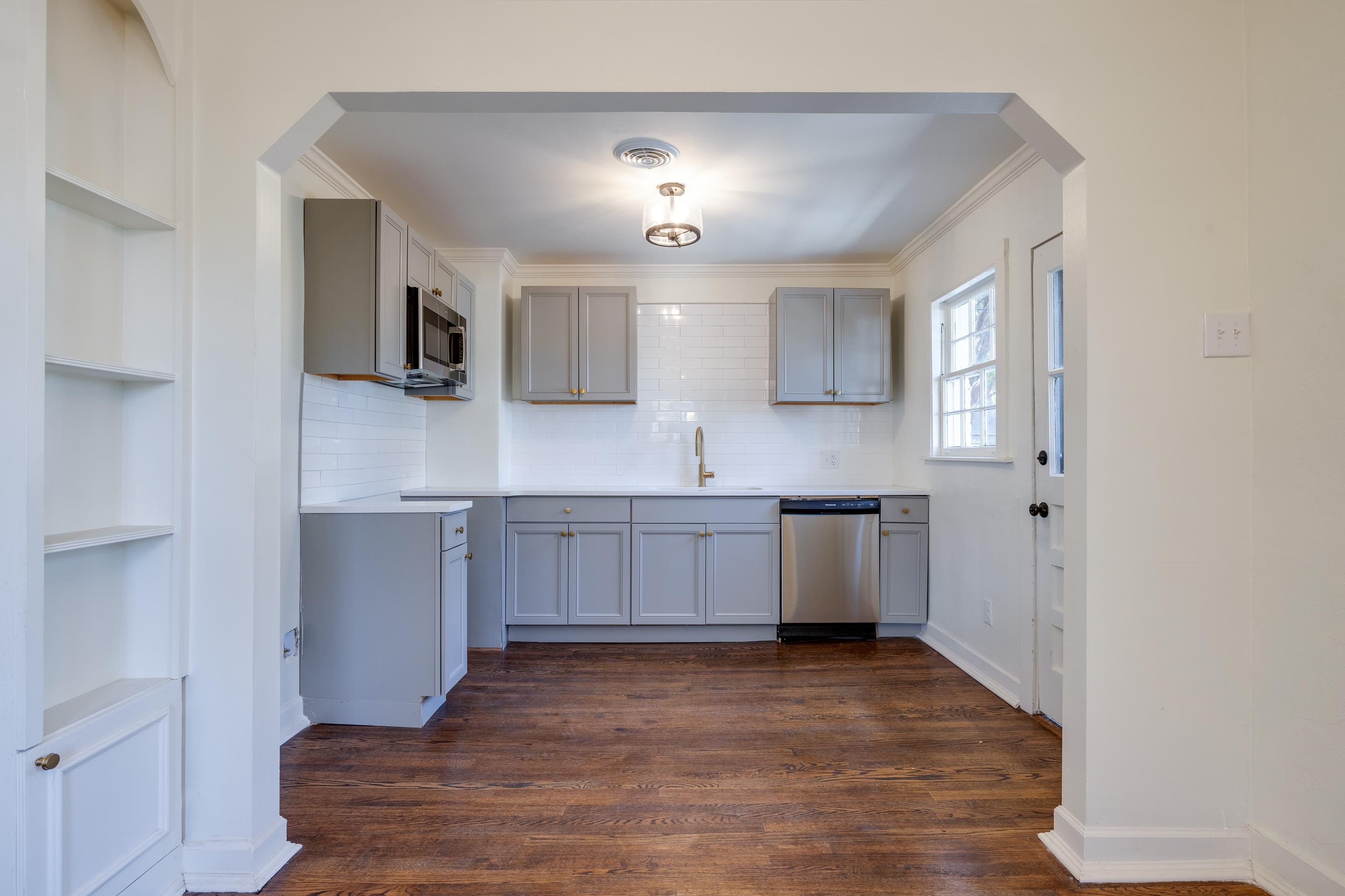 23 N HUMES ST