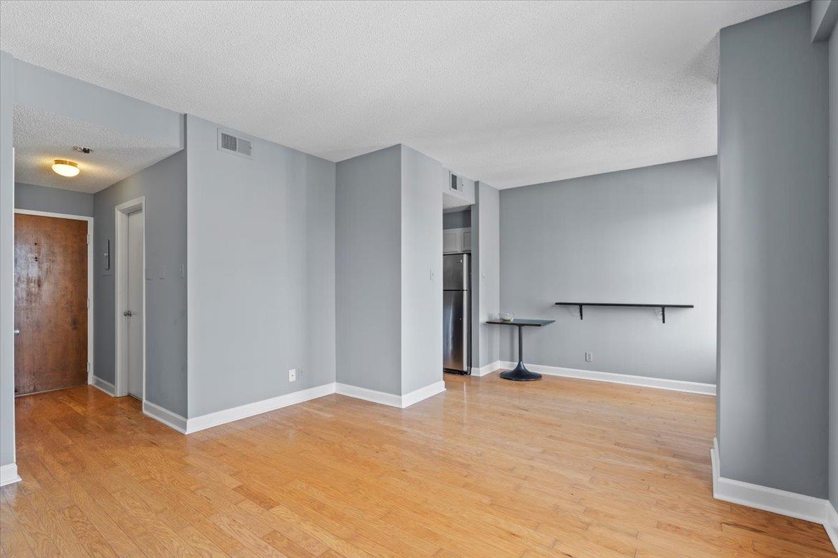 109 N MAIN ST Unit: 705