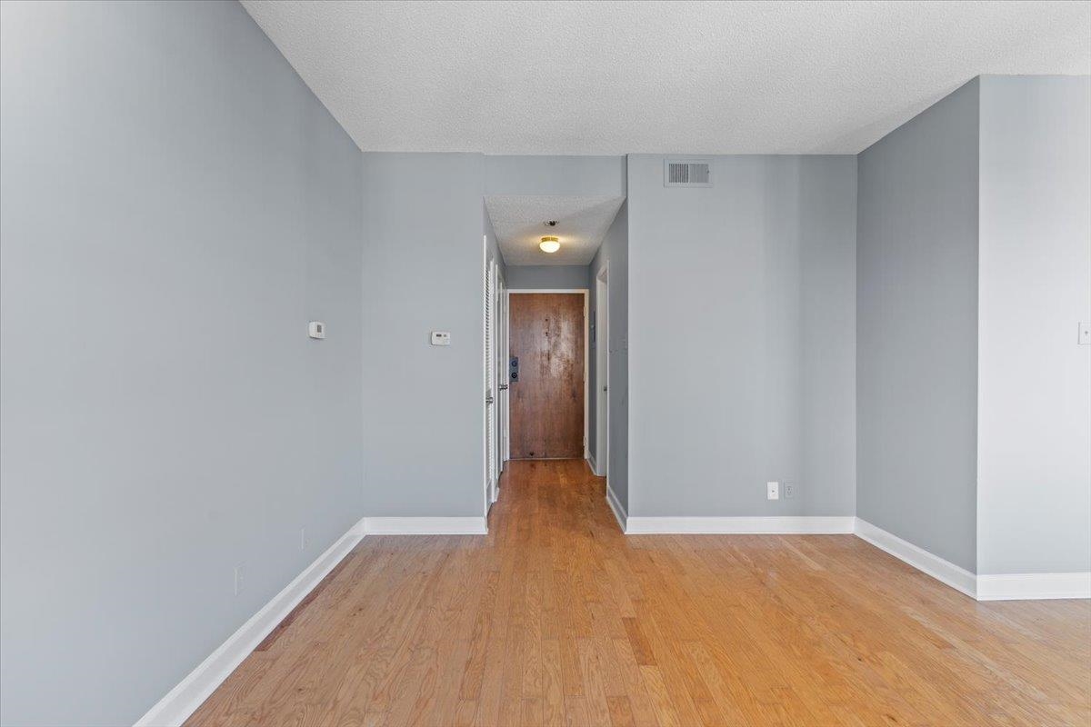 109 N MAIN ST Unit: 705