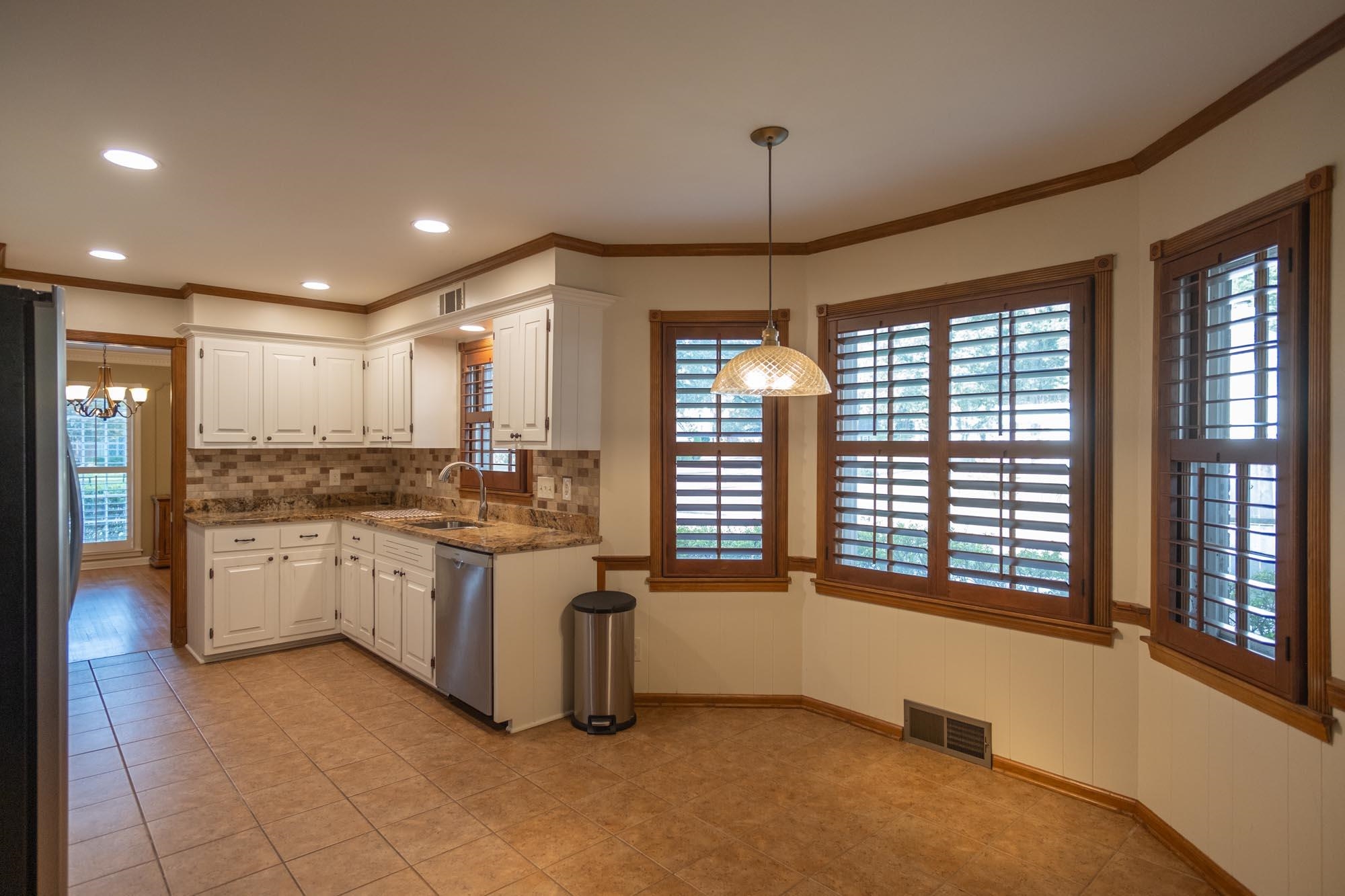 6737 HICKORY CREST CV