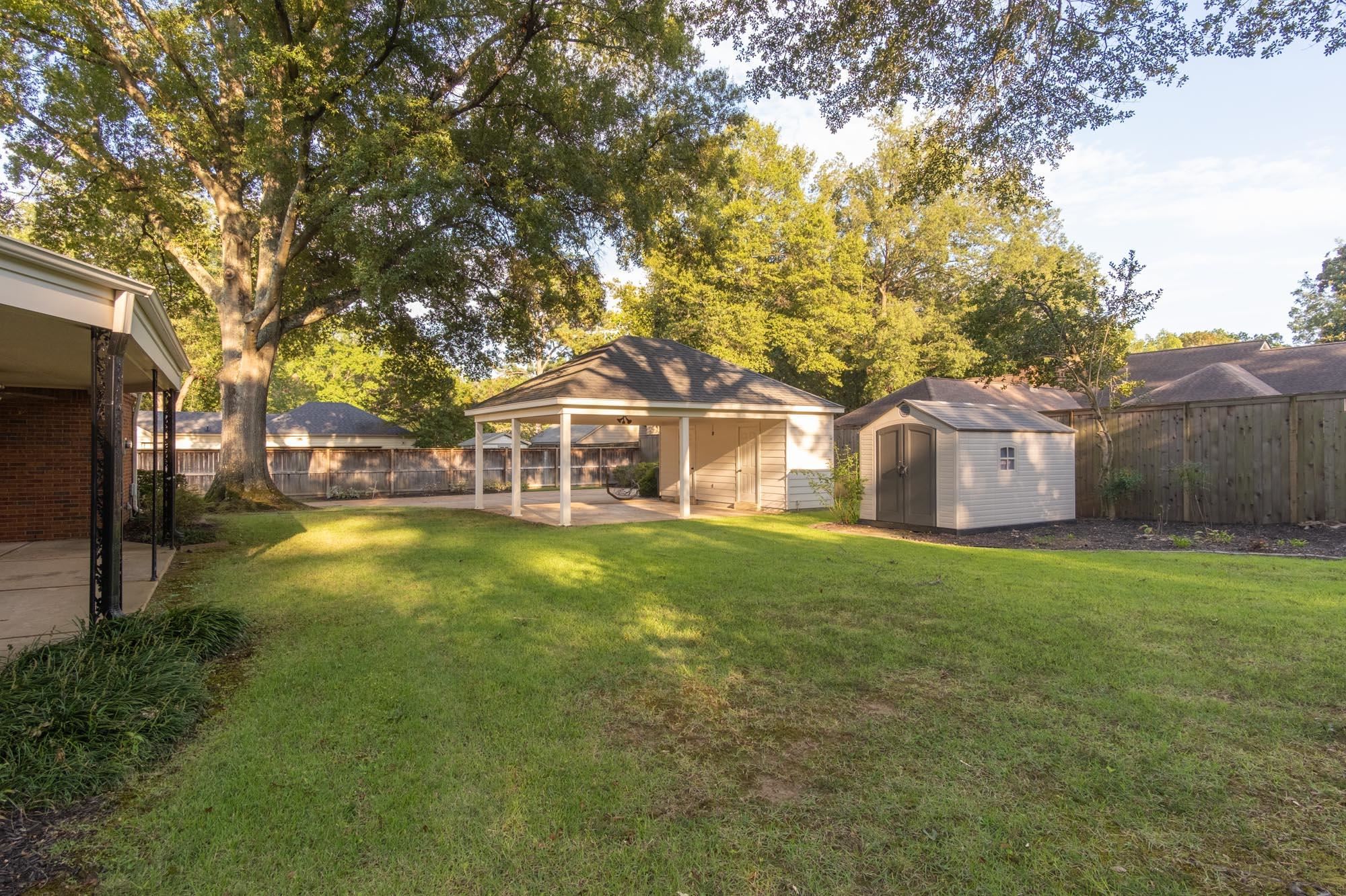 6737 HICKORY CREST CV