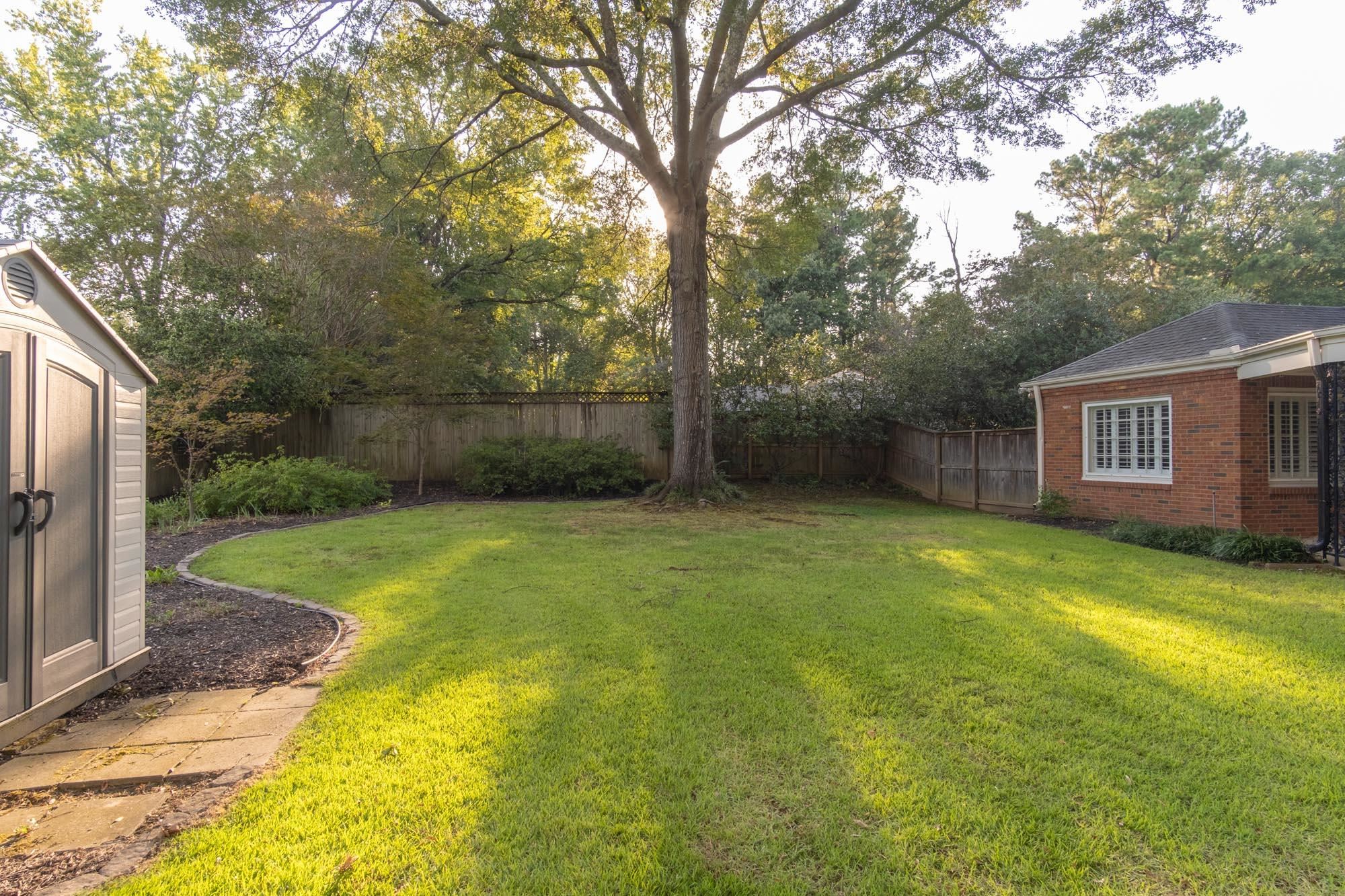 6737 HICKORY CREST CV