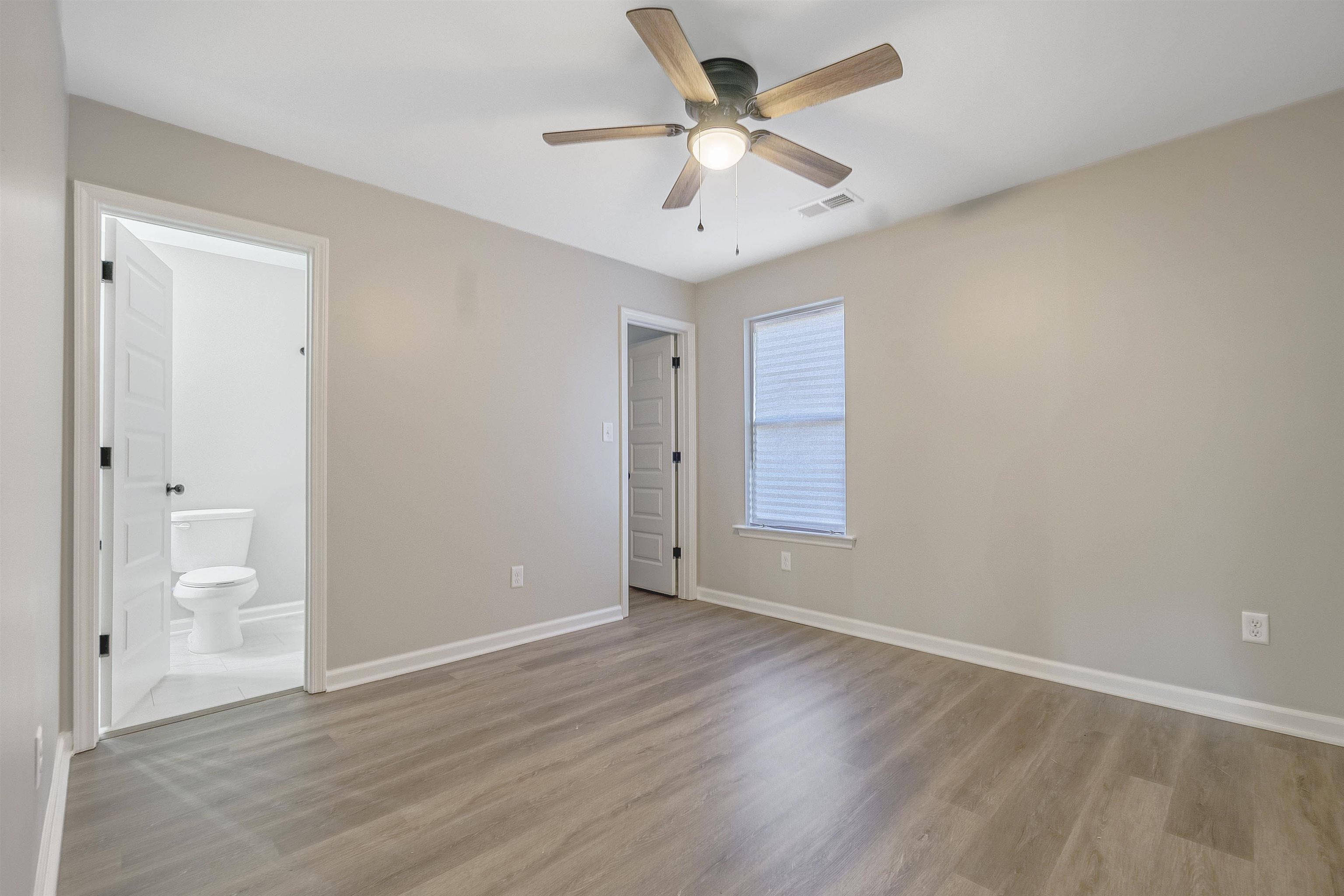 3128 DOUGLASS AVE