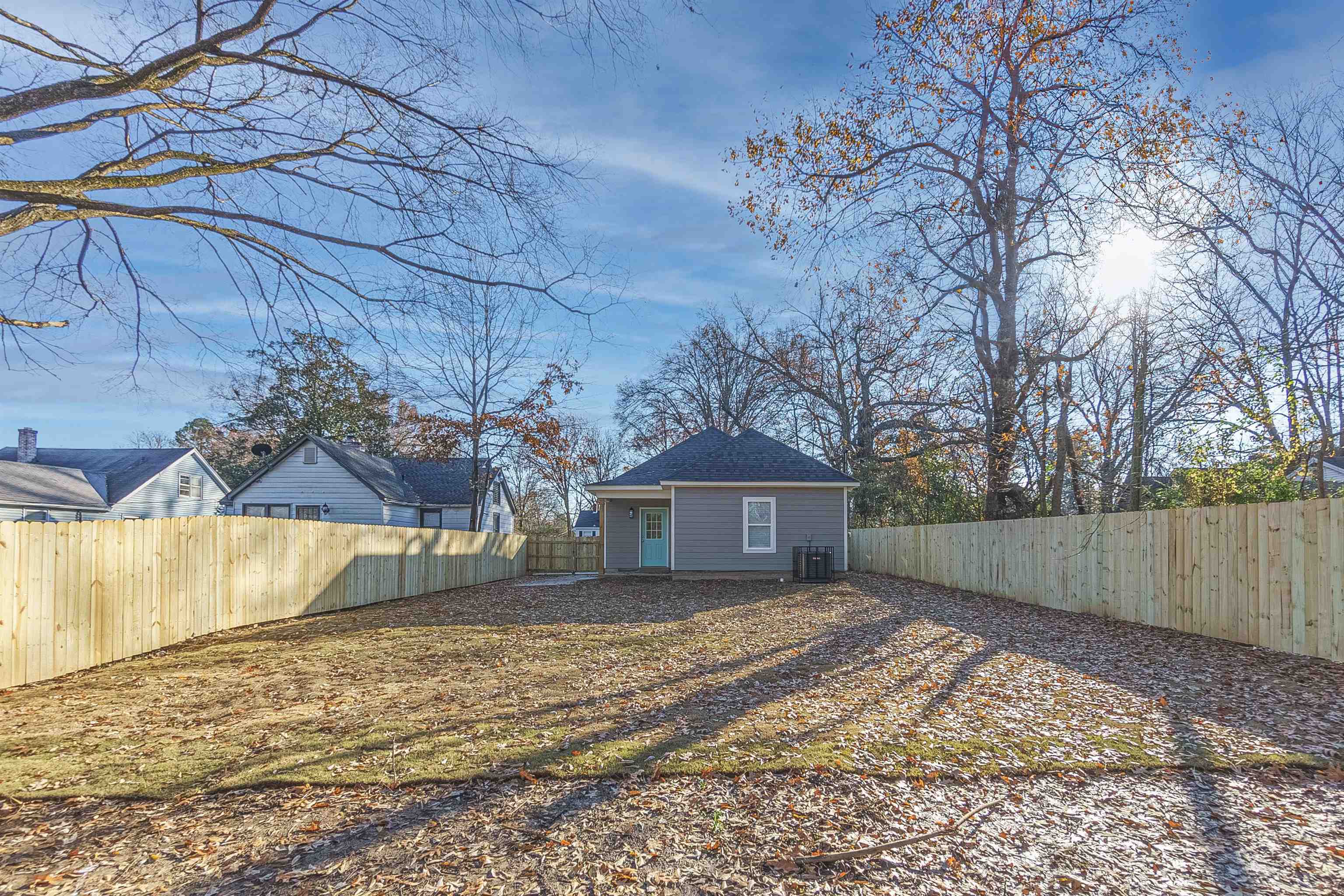 3128 DOUGLASS AVE