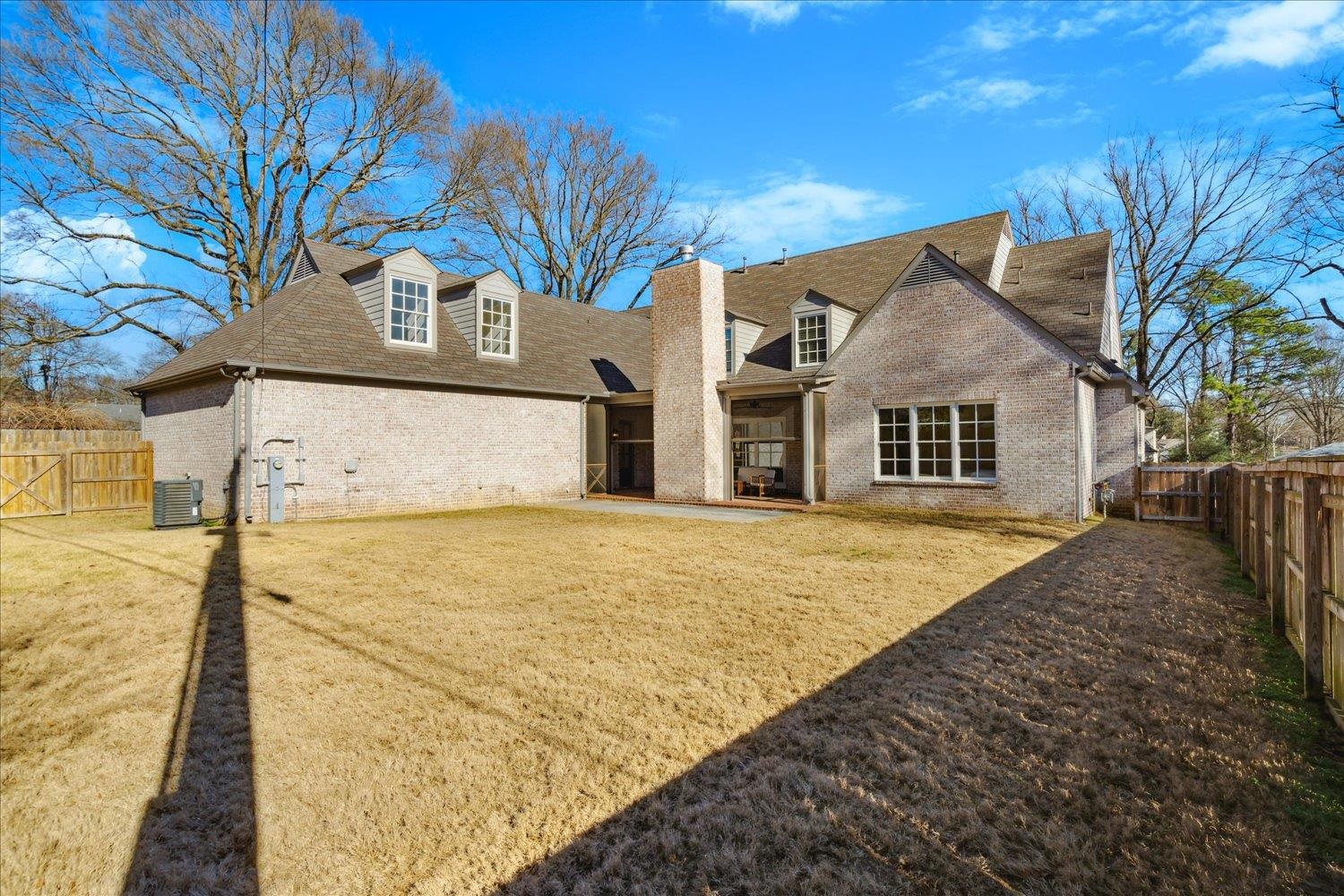 465 ST NICK DR