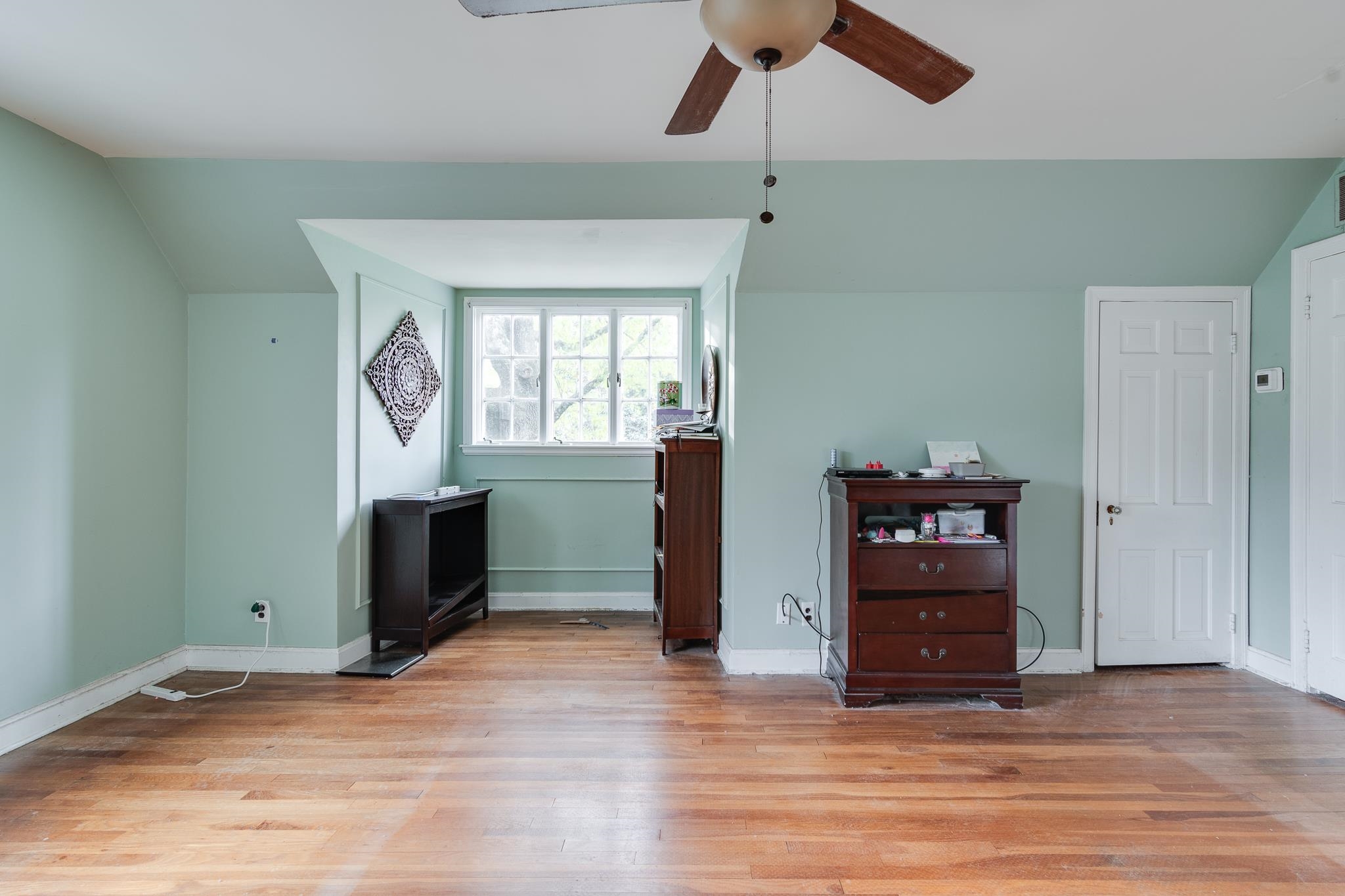 676 CENTER DR