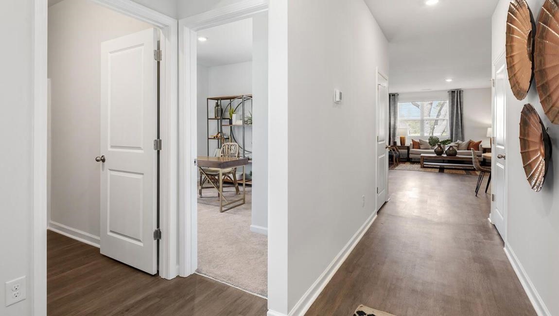 405 WINDEMERE LOOP