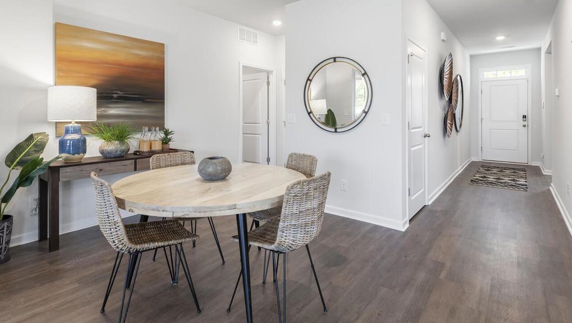 405 WINDEMERE LOOP
