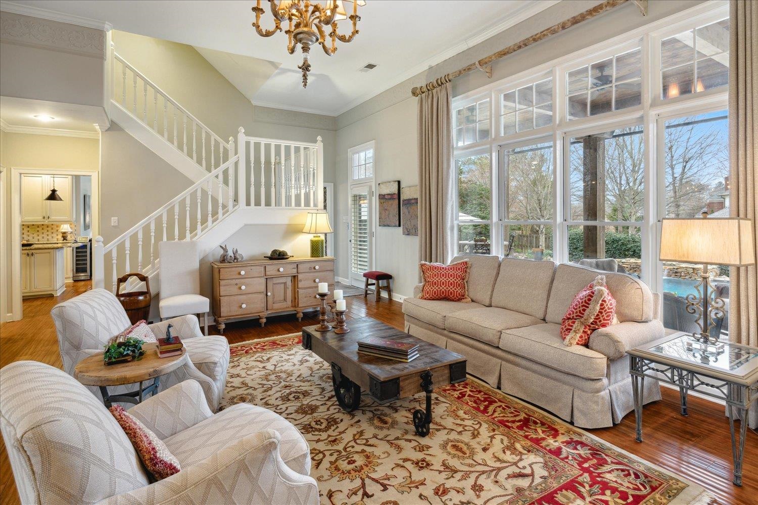 8959 CLAIBORNE FARM DR