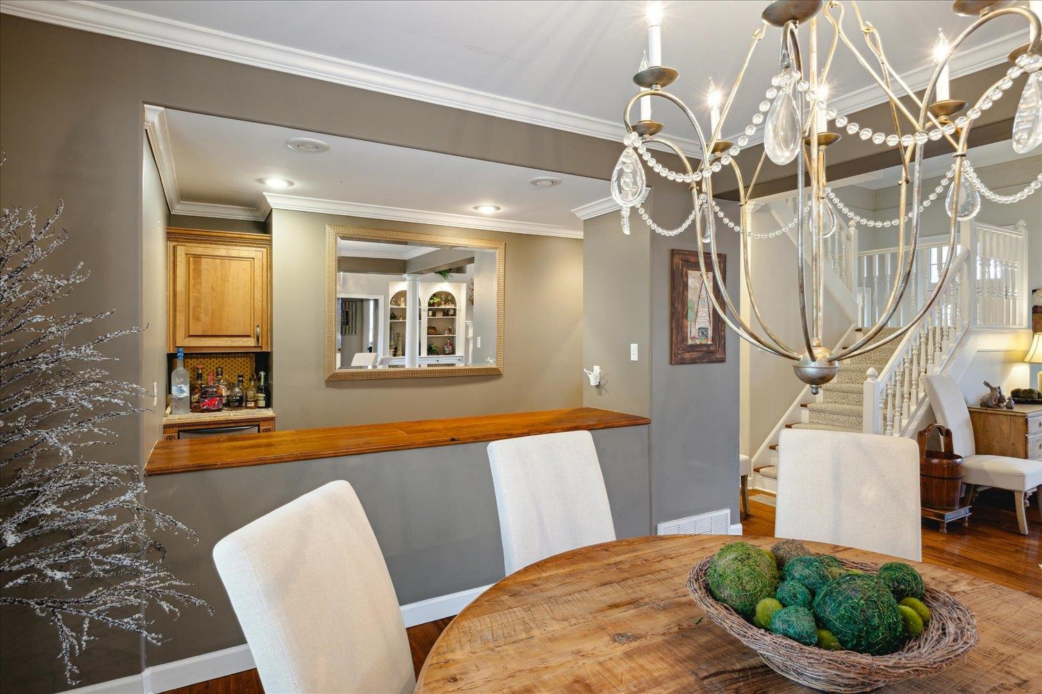 8959 CLAIBORNE FARM DR