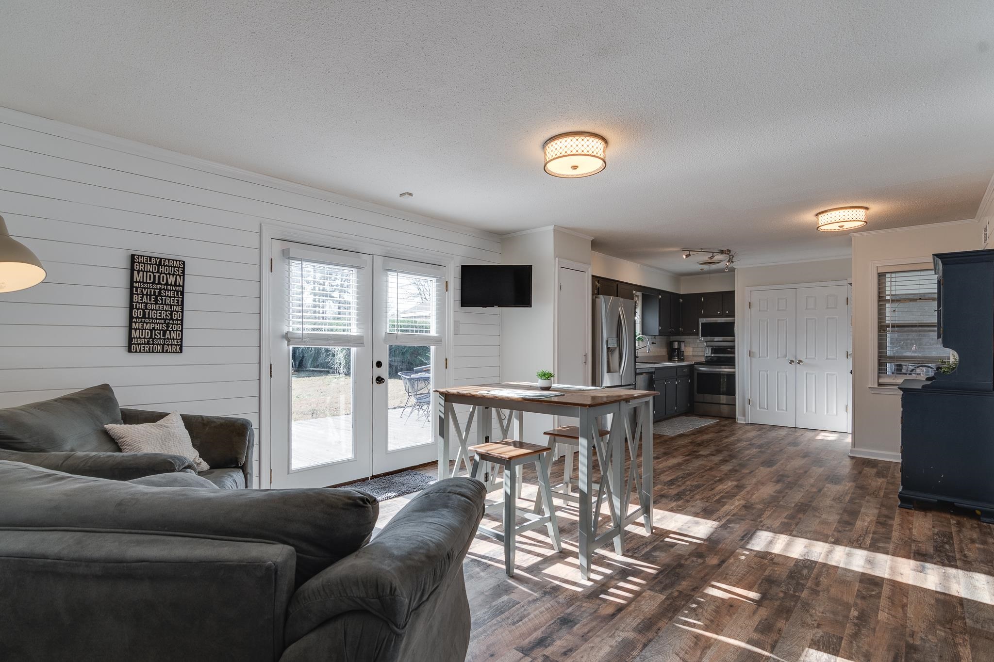 6289 BRIGHTWOOD DR
