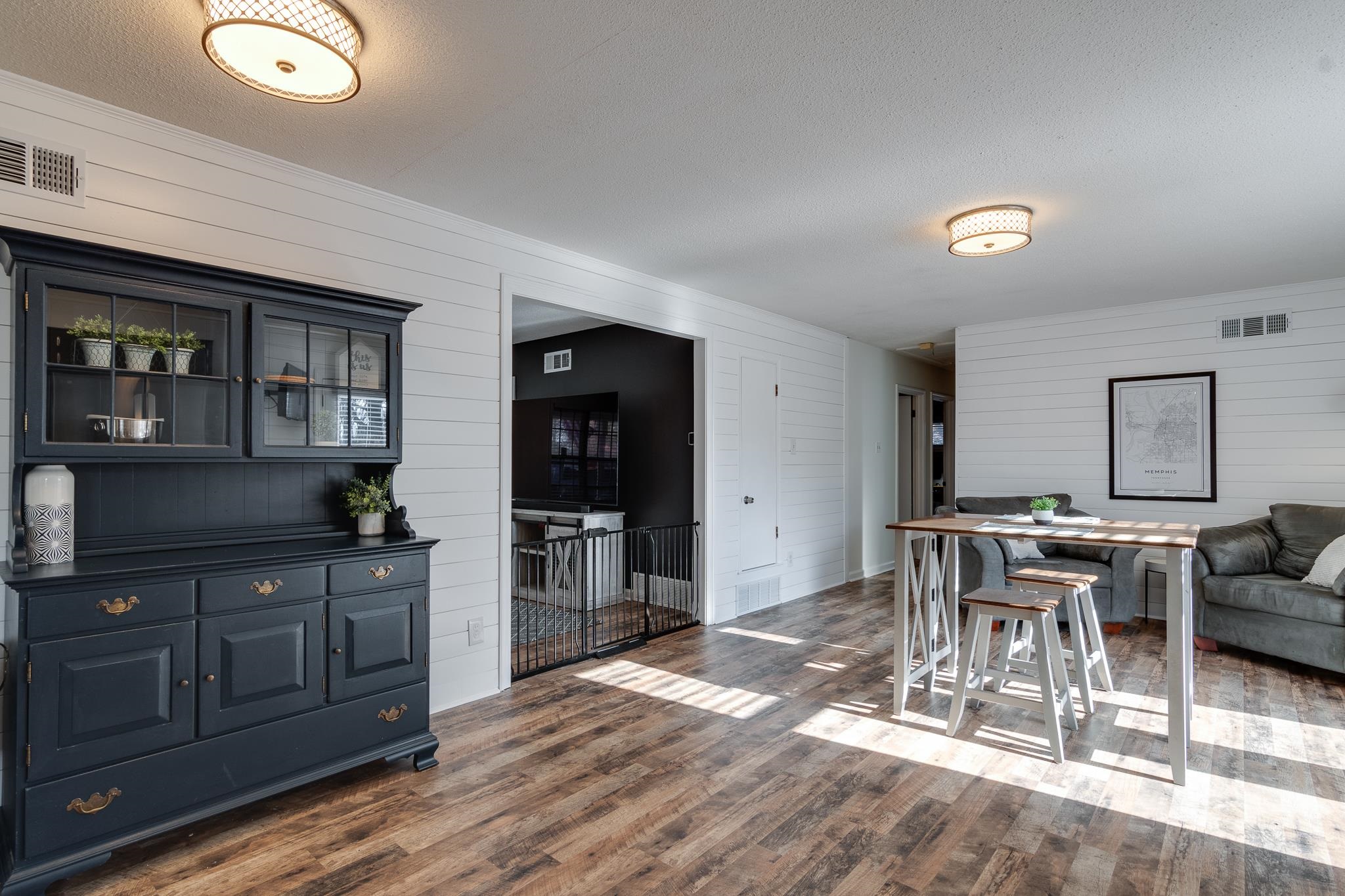 6289 BRIGHTWOOD DR