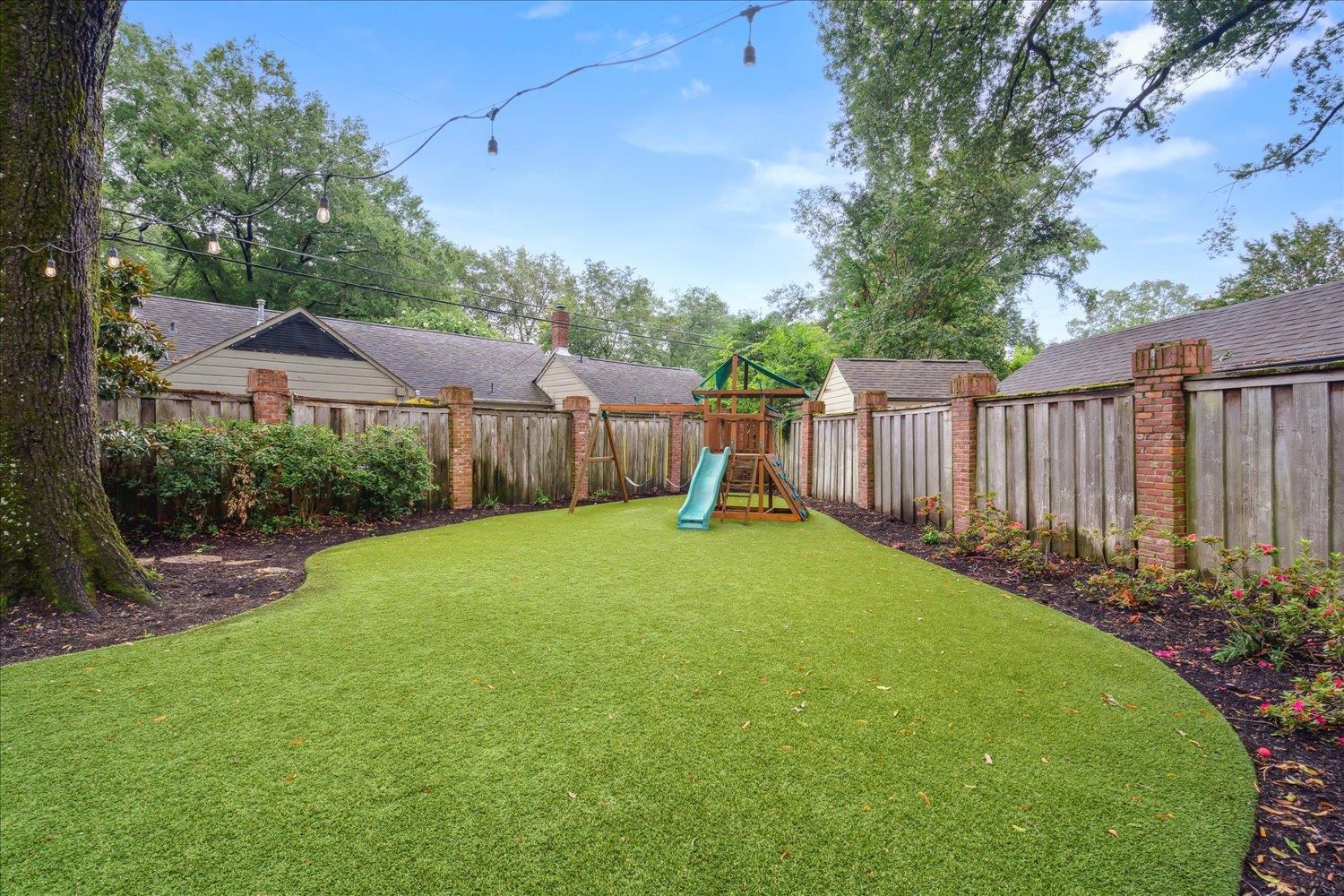 279 RIDGEFIELD RD