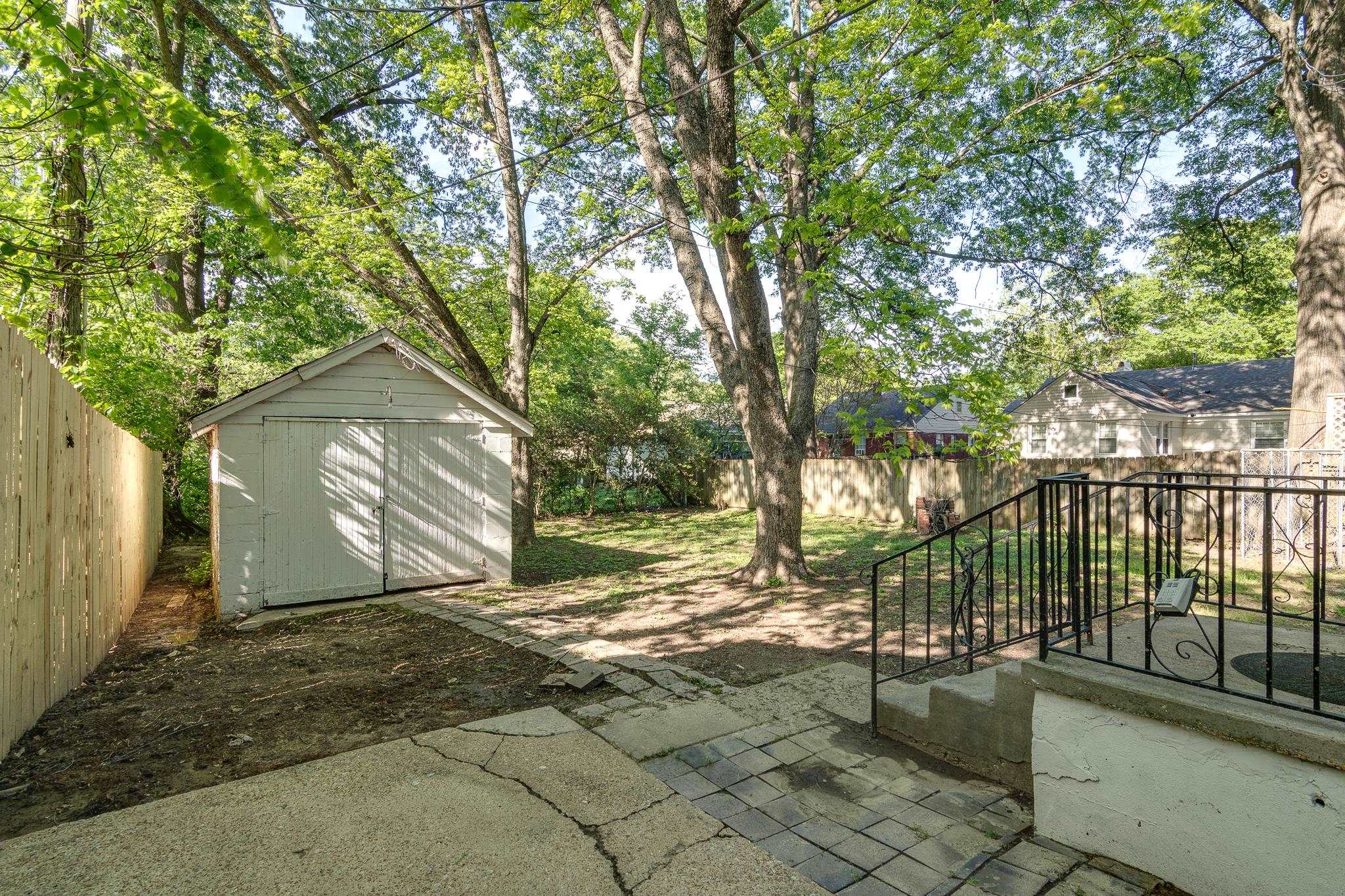3252 SOUTHERN AVE