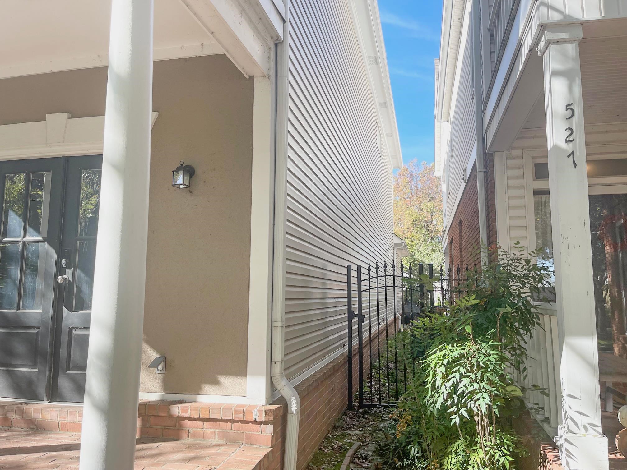 529 MONTEIGNE BLVD