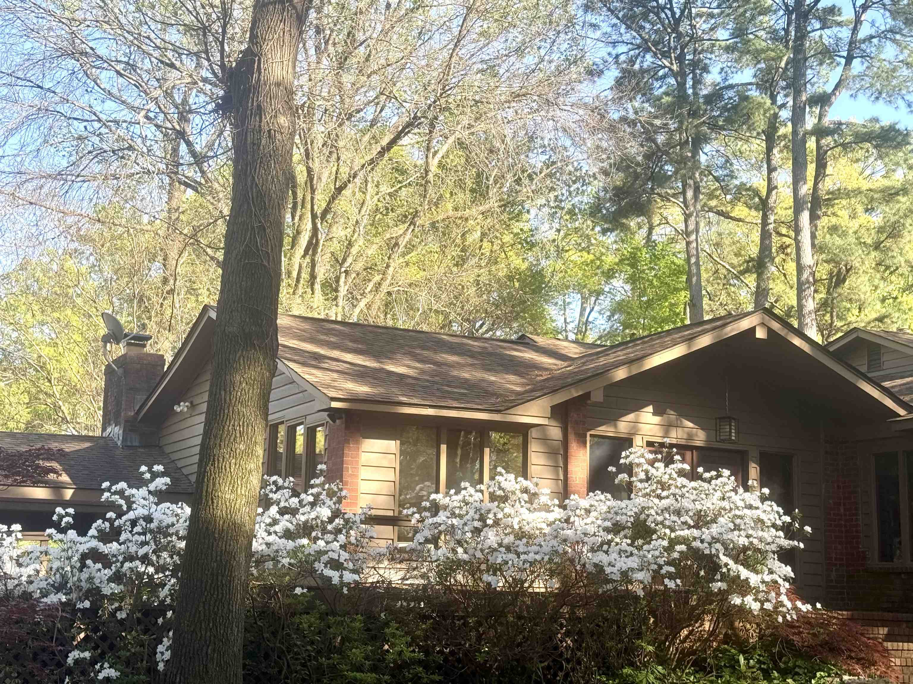 598 VALLEYBROOK DR