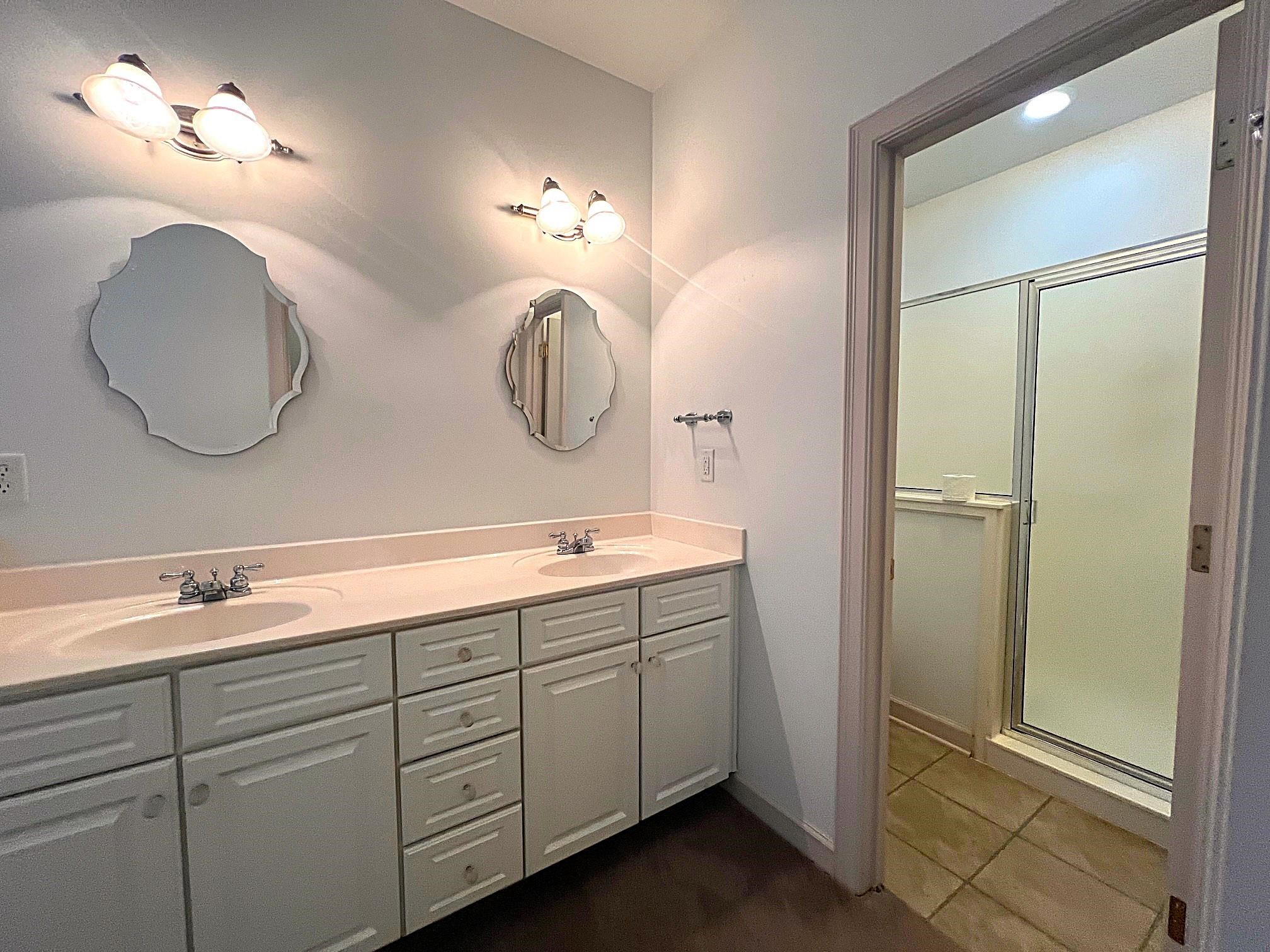 1658 S RYAMAR CV