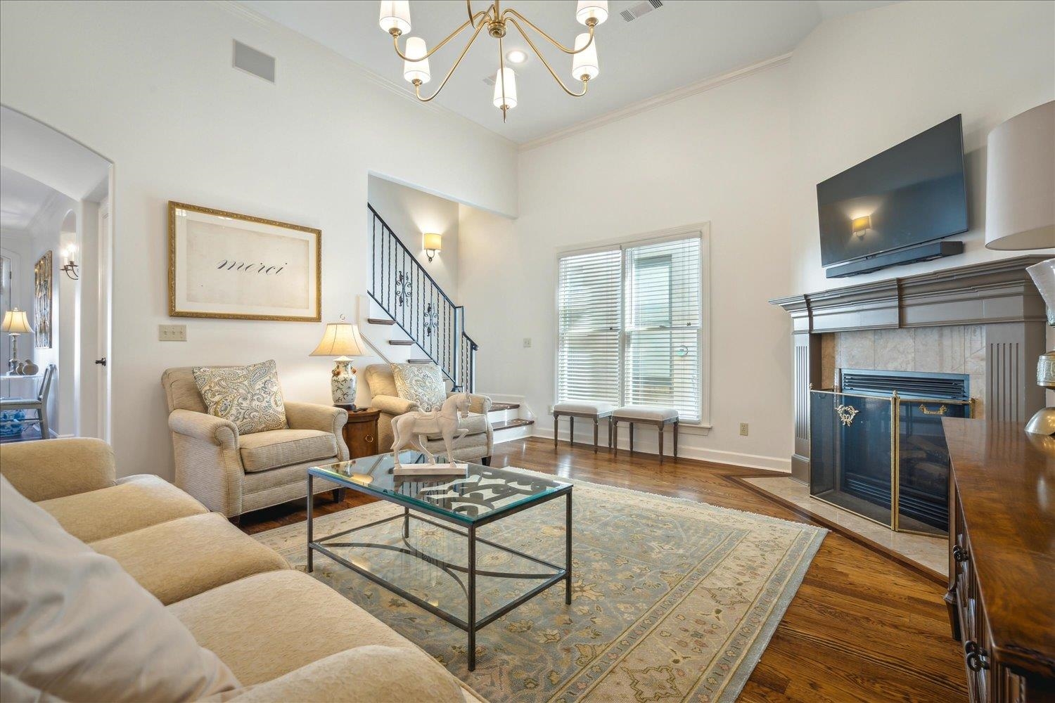 8989 ACORN LANDING DR