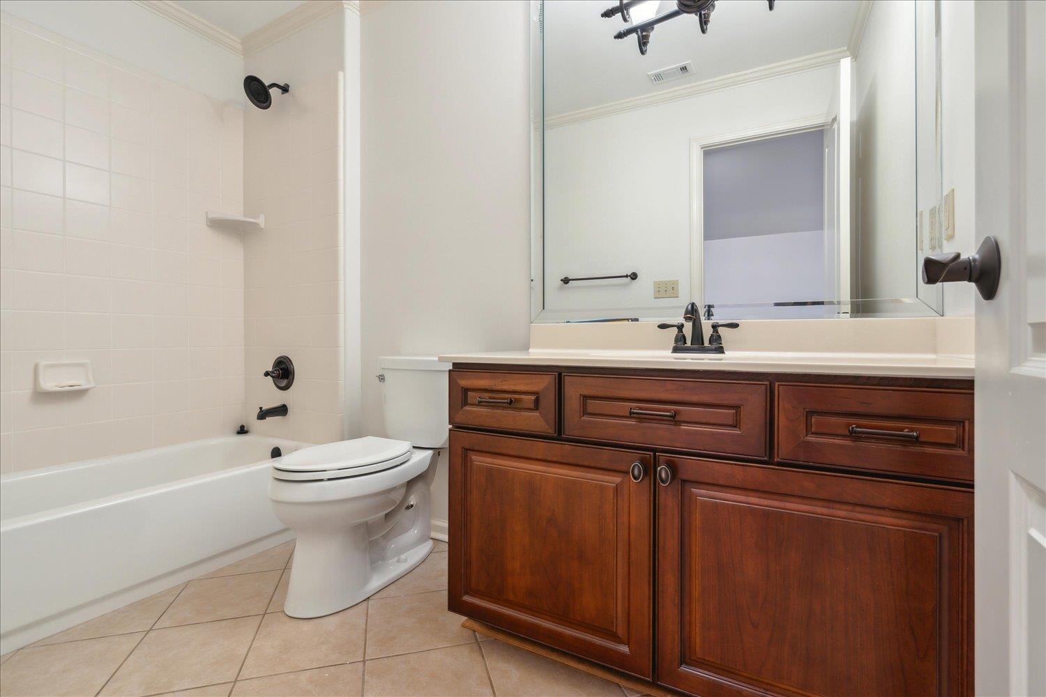 8989 ACORN LANDING DR