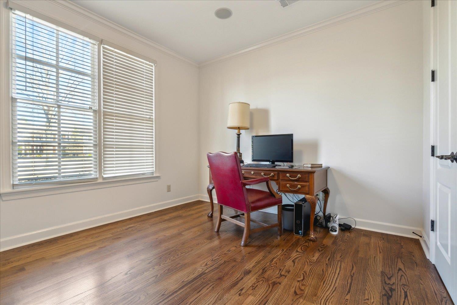 8989 ACORN LANDING DR