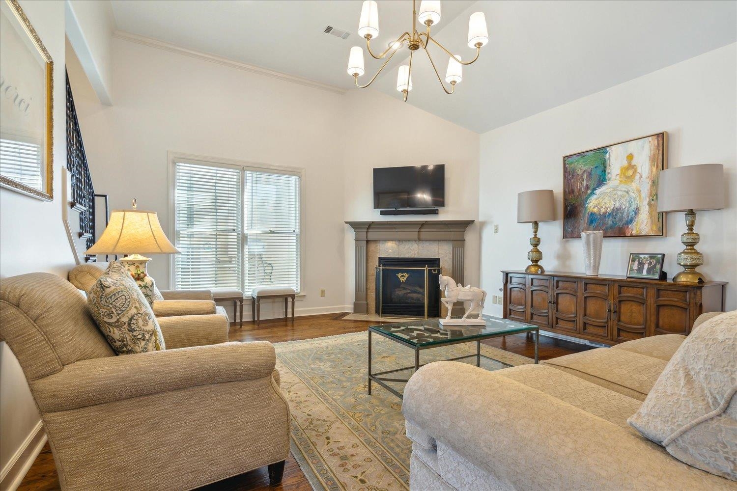 8989 ACORN LANDING DR