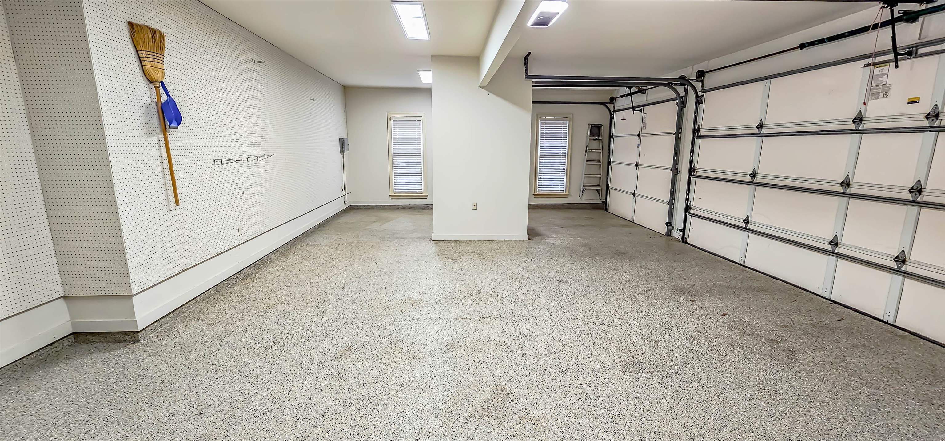 10045 W SHREWSBURY RUN