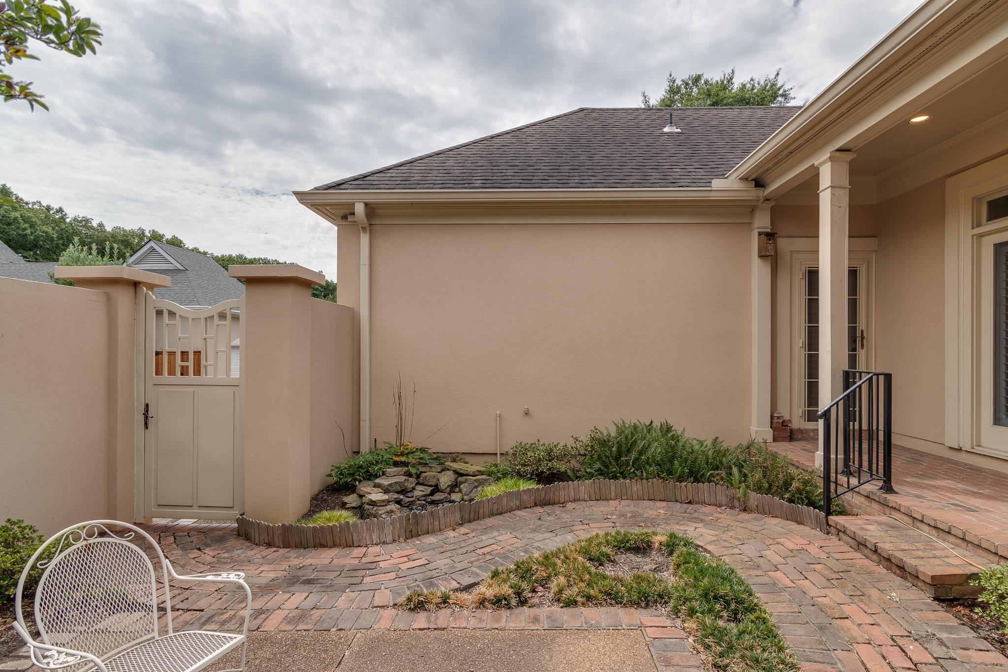 442 WELLINGTON CV