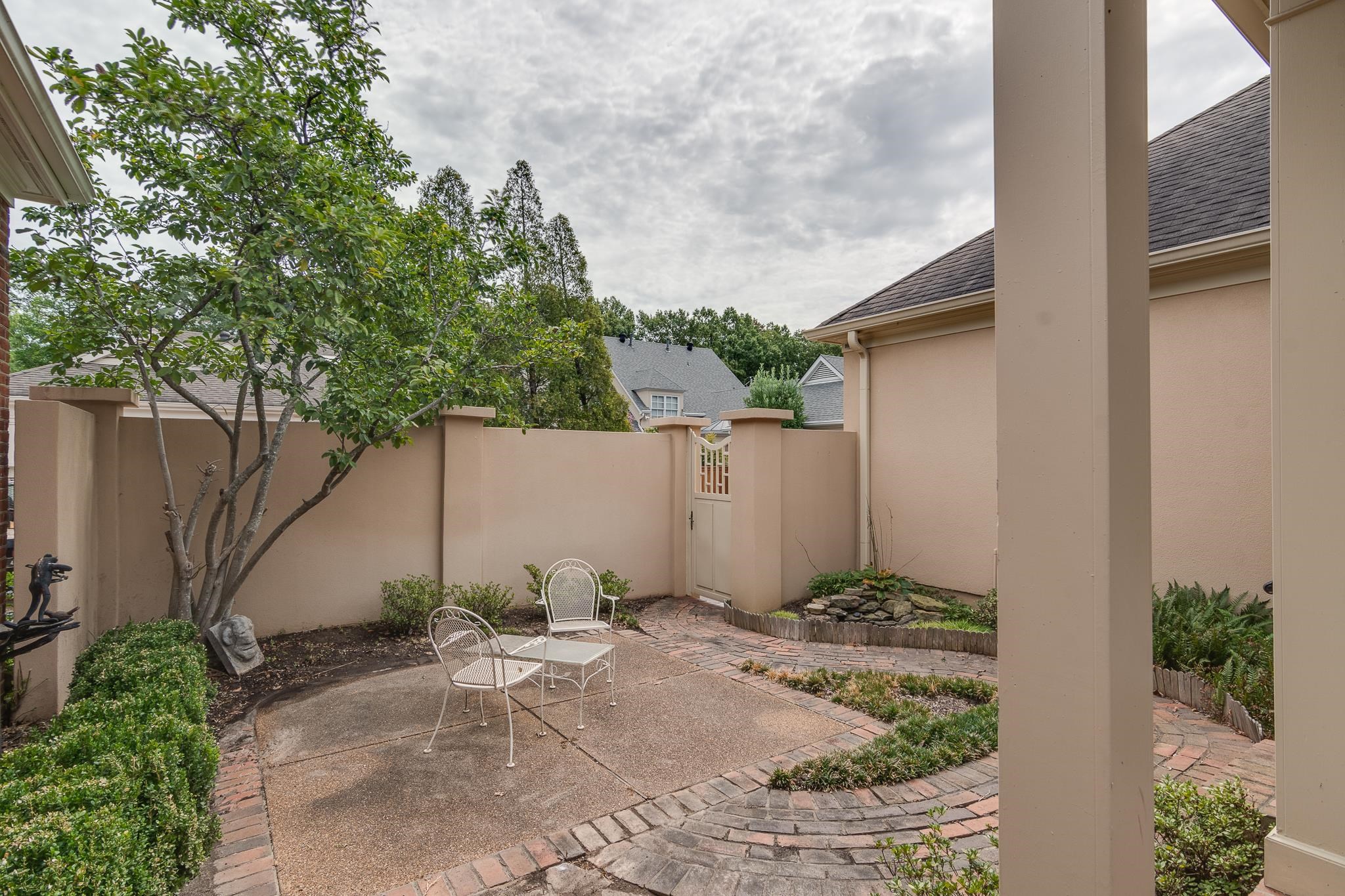 442 WELLINGTON CV