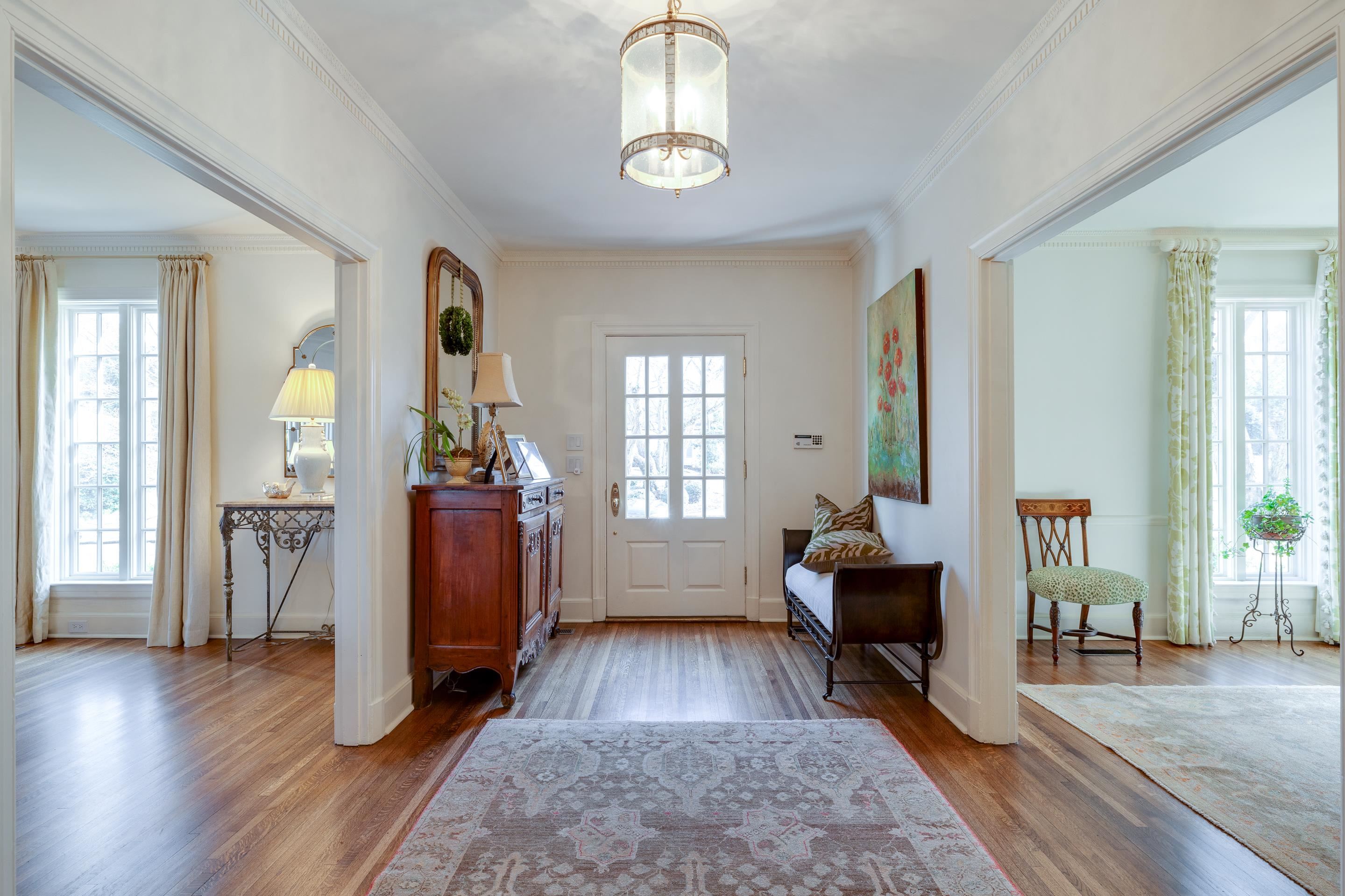 275 W GOODWYN ST